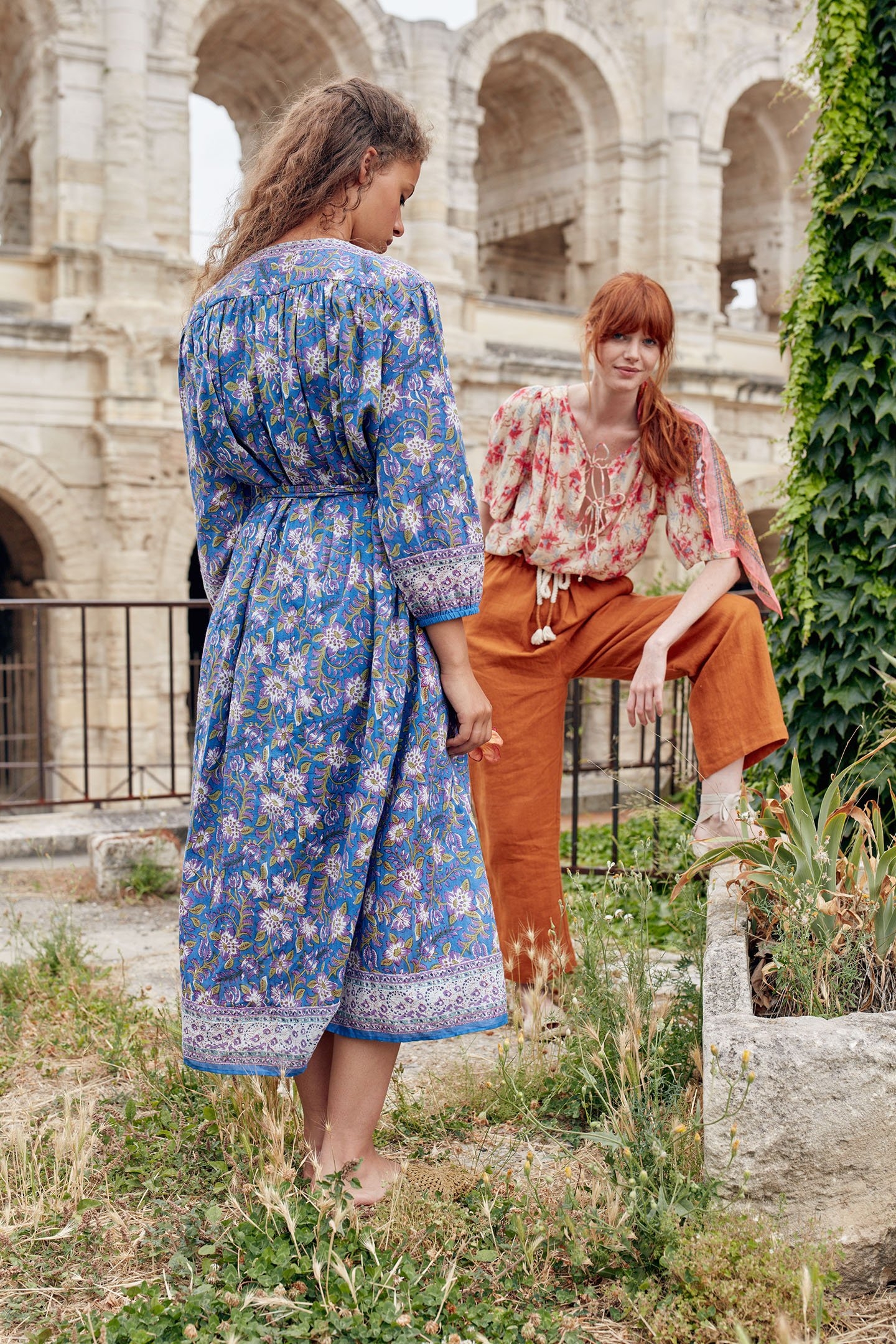 BLOUSE MARINE RASPBERRY FLOWERS 4