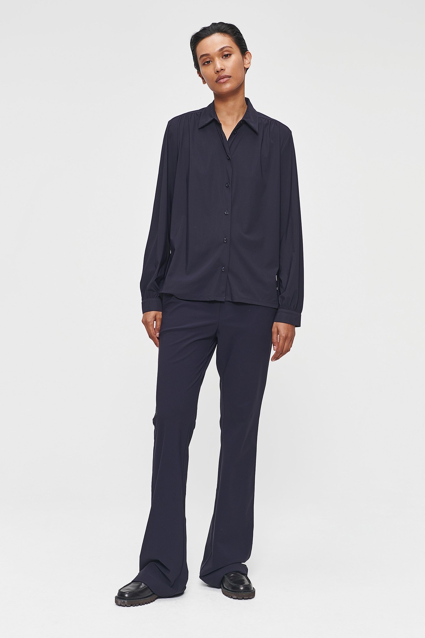 IT JERSEY GATHERED BLOUSE INK BLUE 2