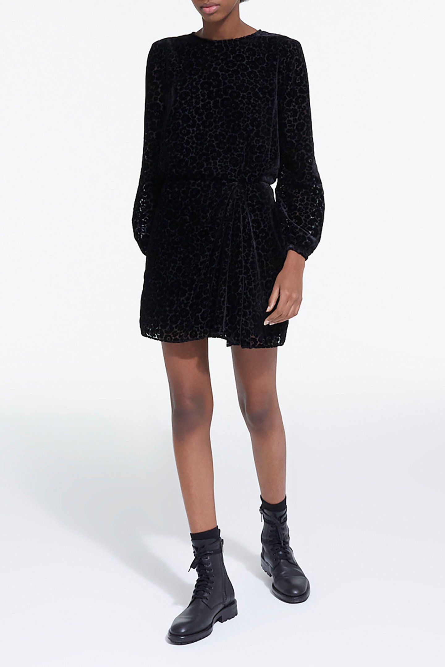 SHORT DRESS WITH PLUNGING NECKLINE BLACK 3