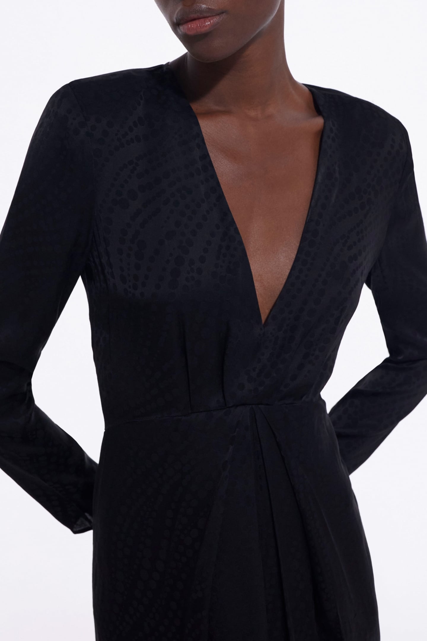 ROBE LONGUE JACQUARD PEARLS BLACK 4