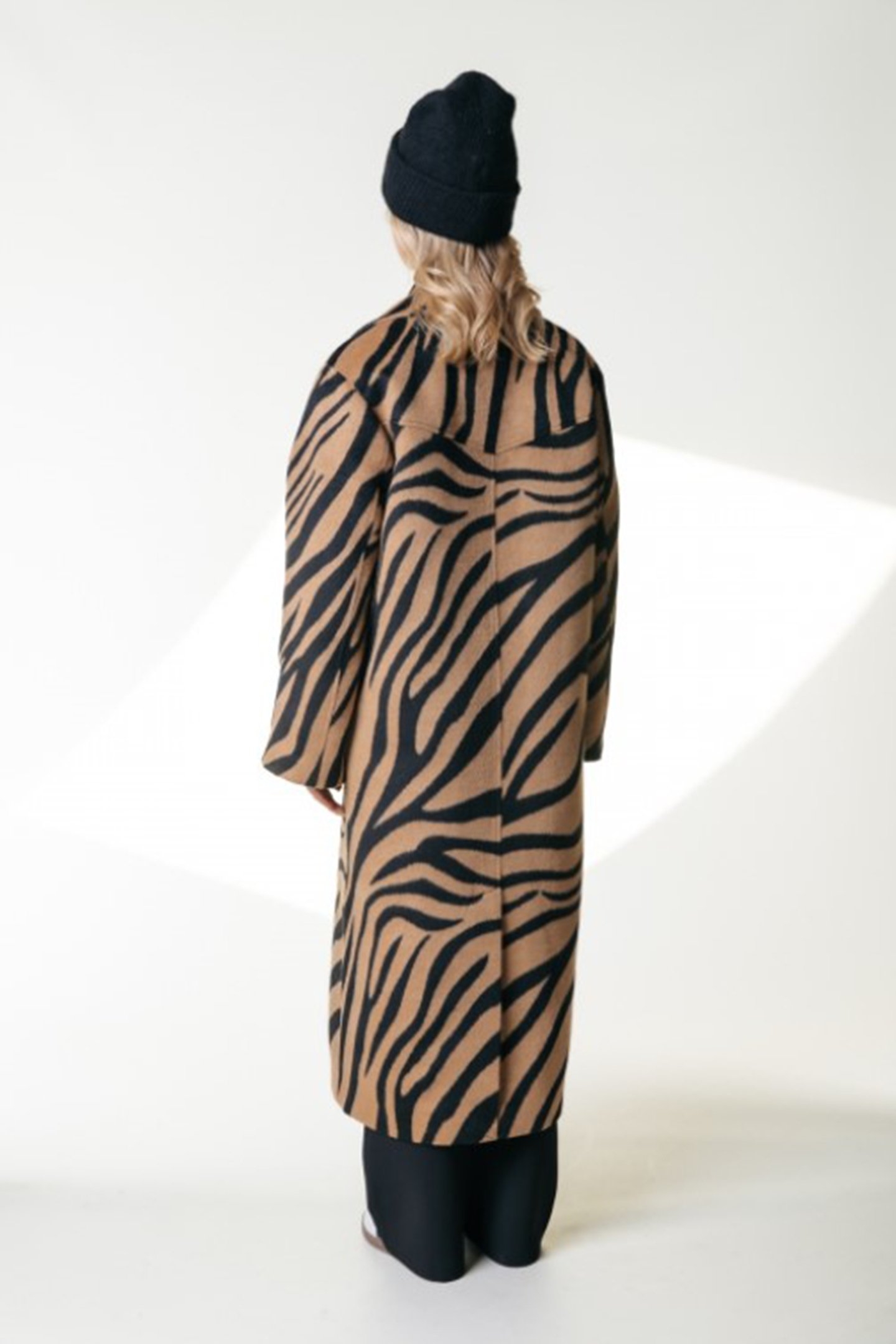 ZANIA ZEBRA DOUBLE BREASTED WOOL LONG COAT BROWN 4