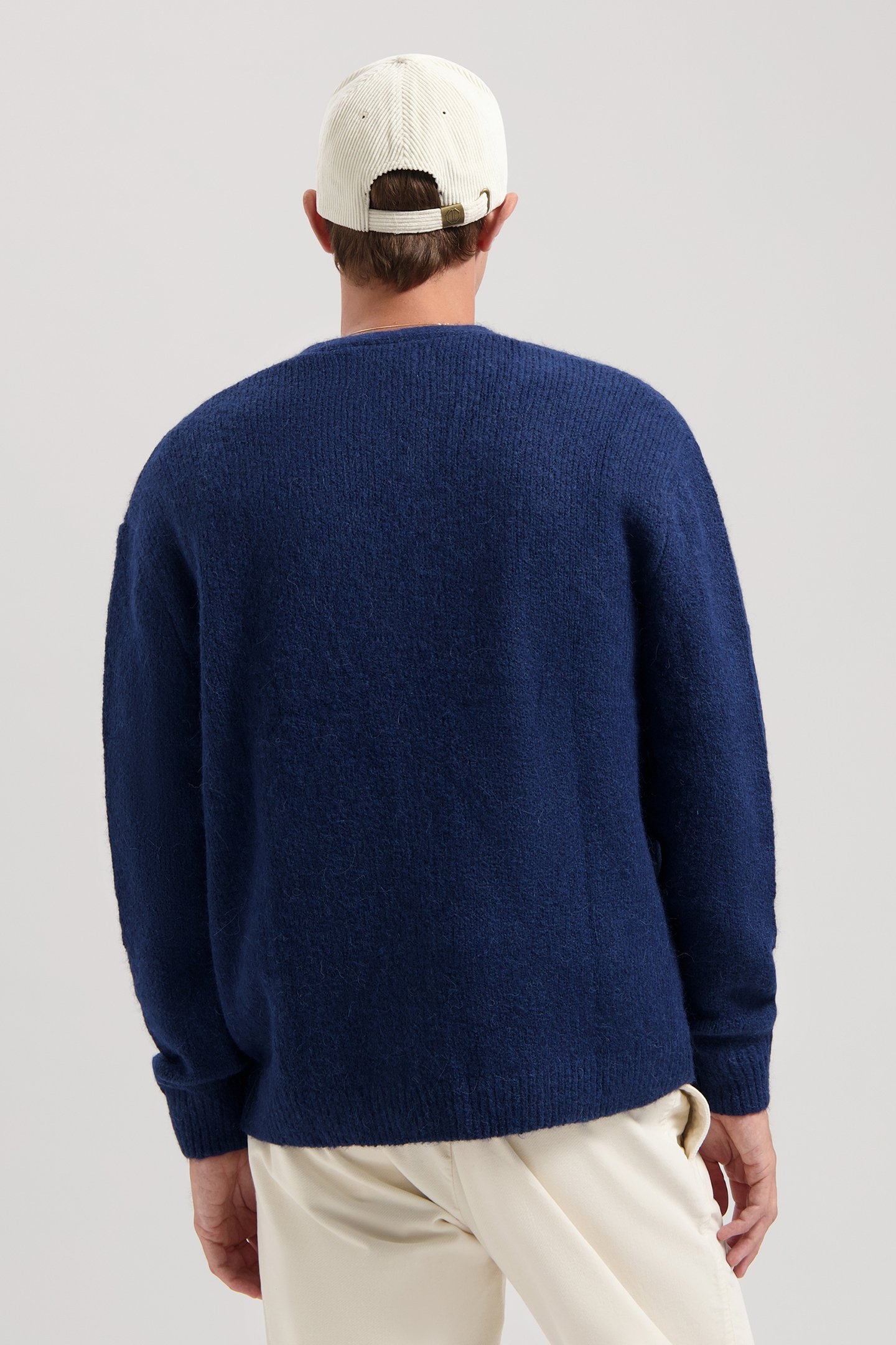 DS_GAVIN VEST DAPHNE 2