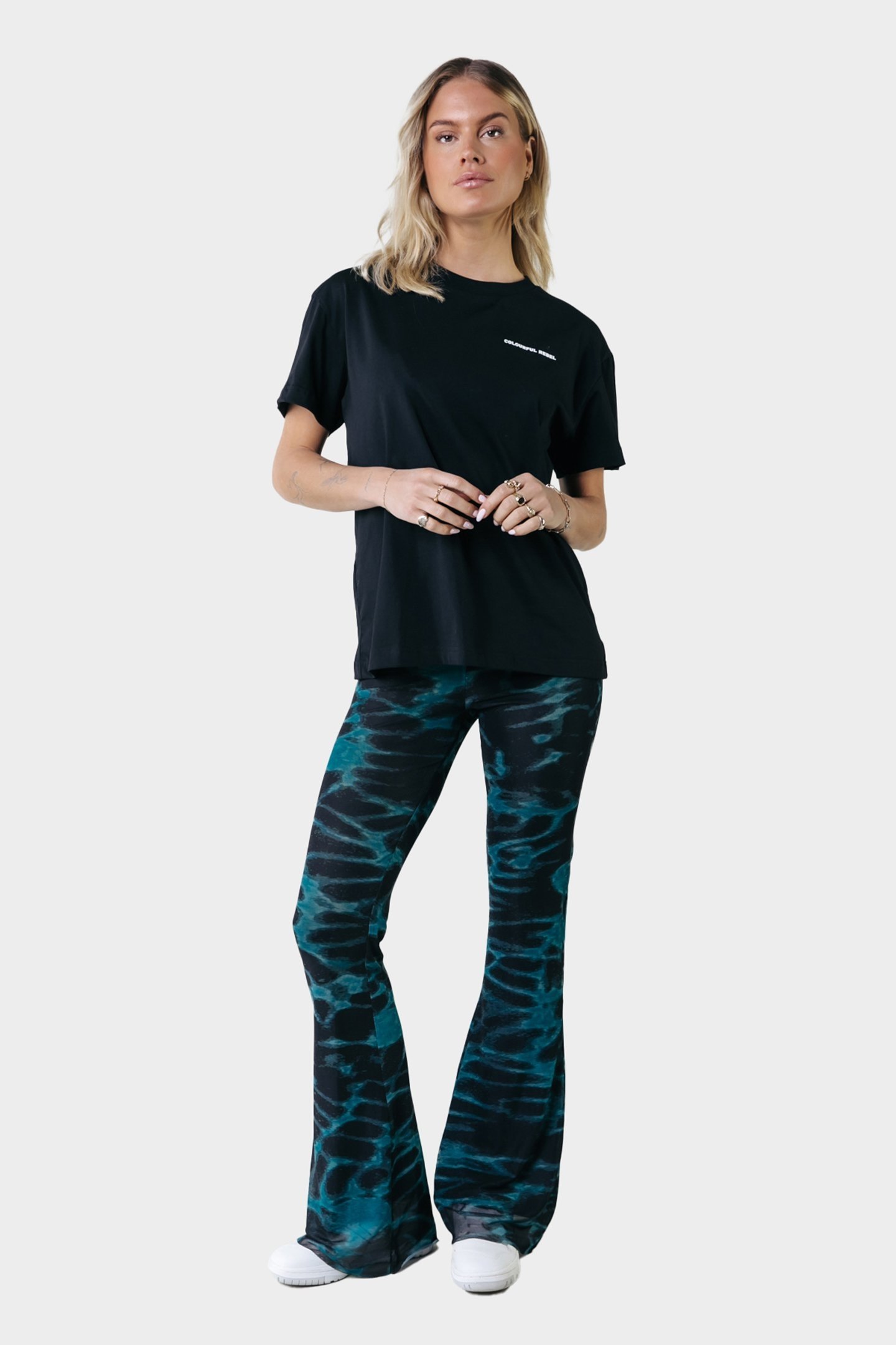 ANIMAL MESH EXTRA FLARE PANTS STORM GREEN 1