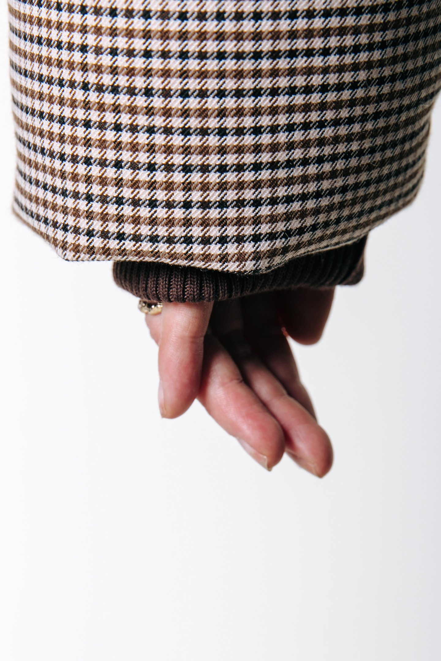 ZYA DOGTOOTH CROPPED PUFFER JACKET BROWN 4