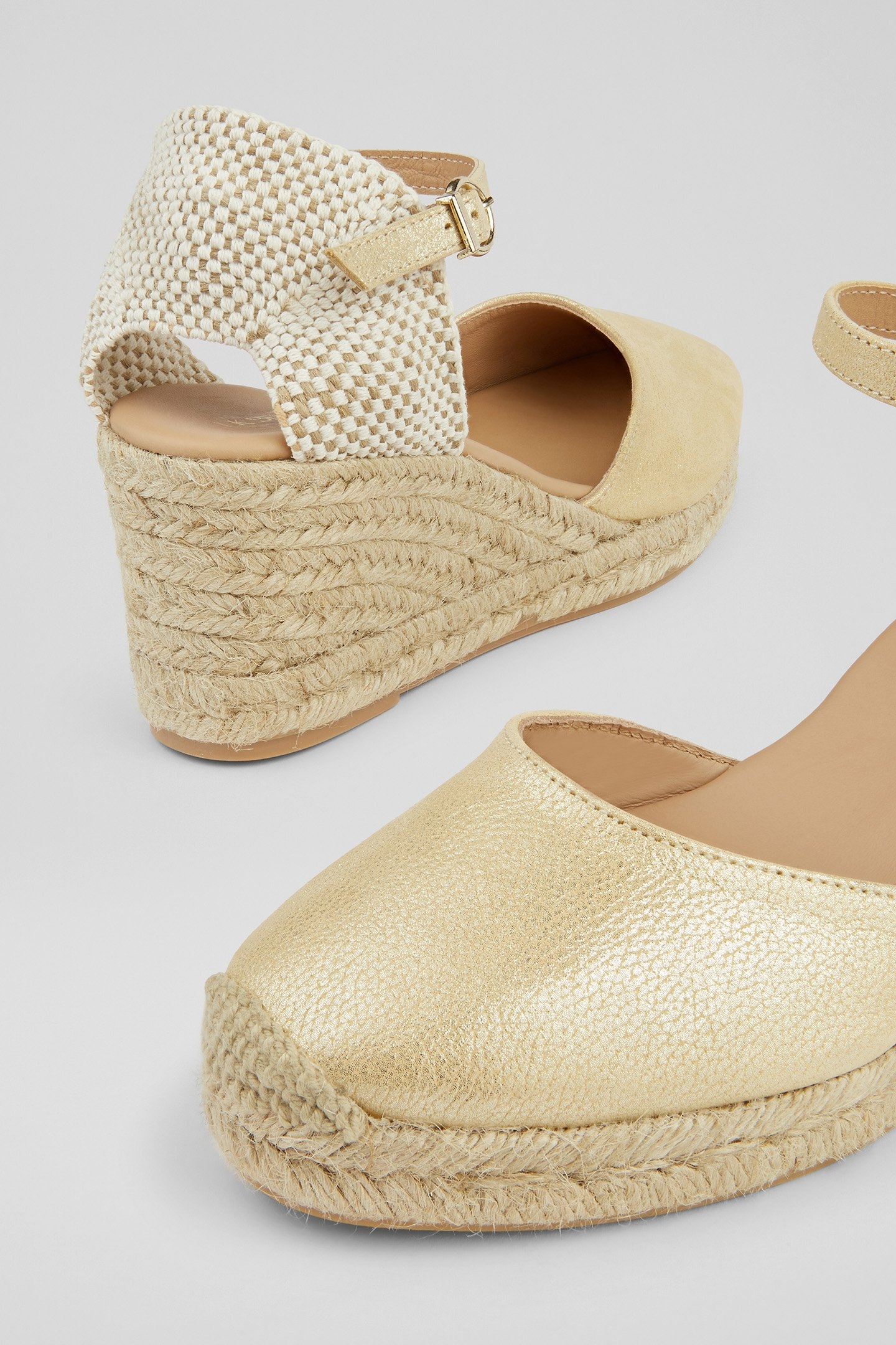 CS MARISSA BUCKLE ESPADRI GOLD 4