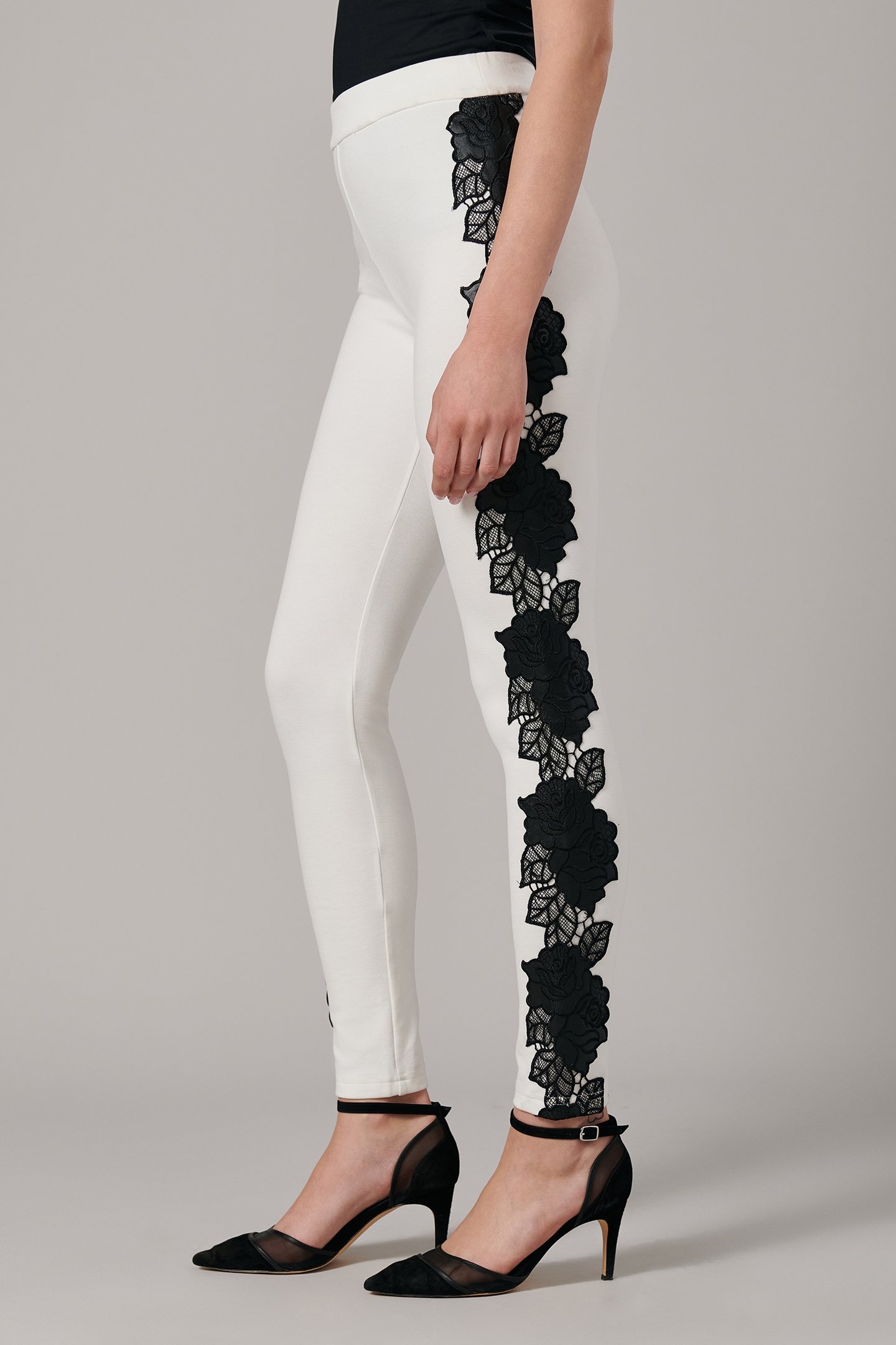 VONYA LEGGING BLACK/WHITE 3