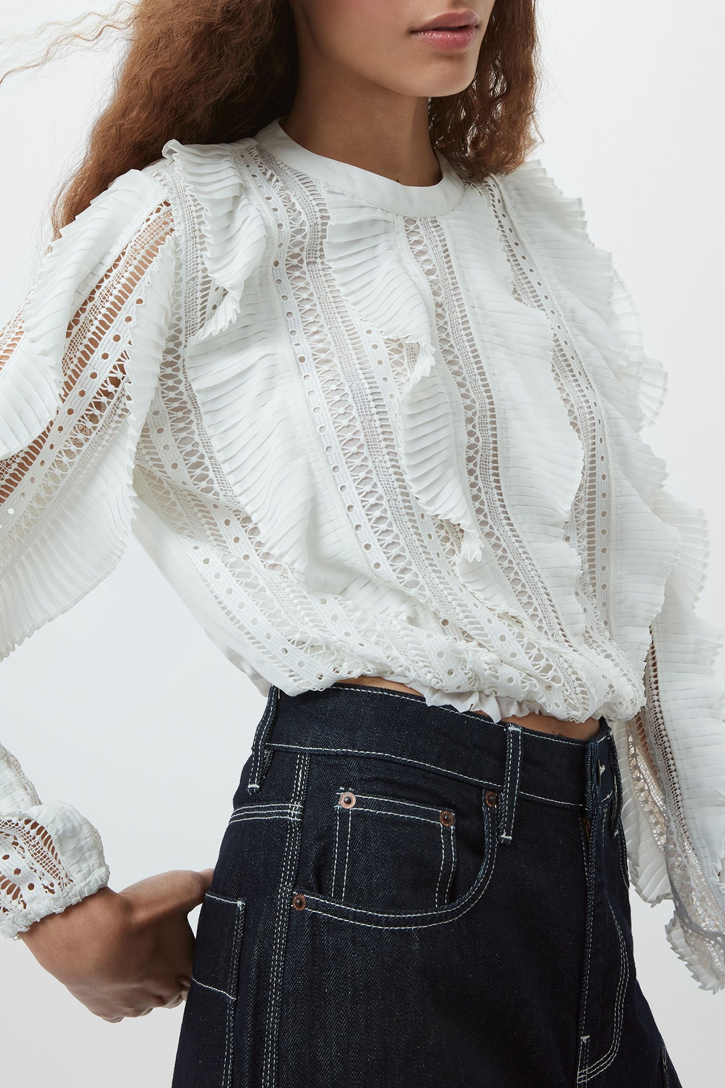 ANNIKA LACE FRILL TOP SUMMER WHITE 3