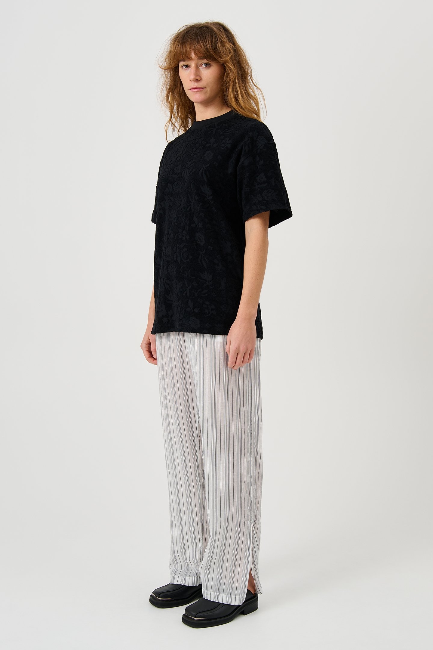 KAI PLUSH T-SHIRT BLACK 3