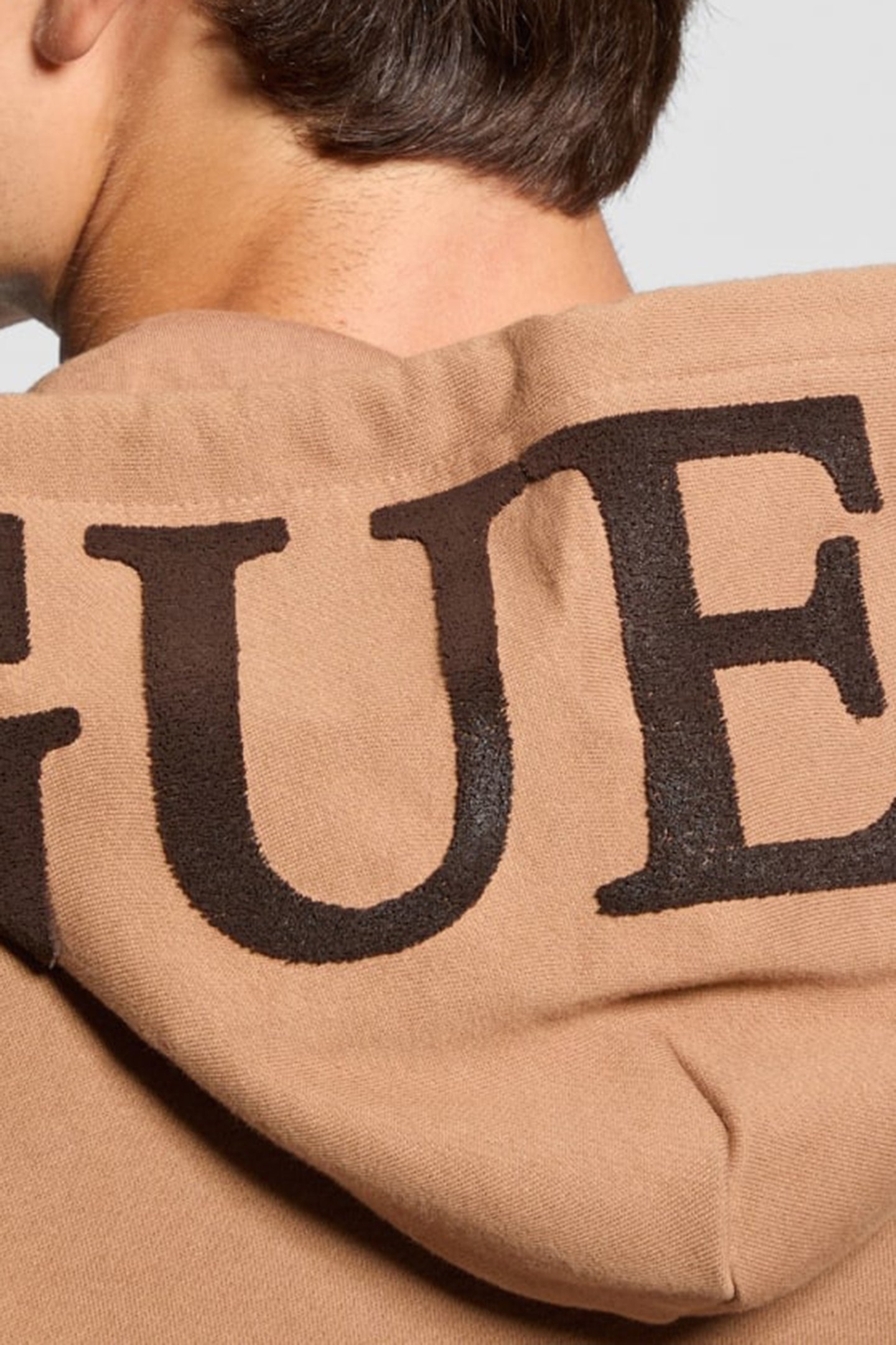 GUESS CHENILLE LOGO COCONUT LATTE 5