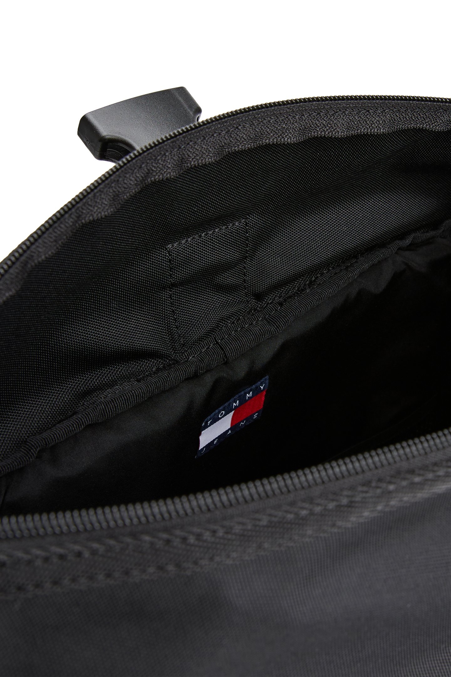 TJM ESS DAILY ROLLTOP BLACK 4