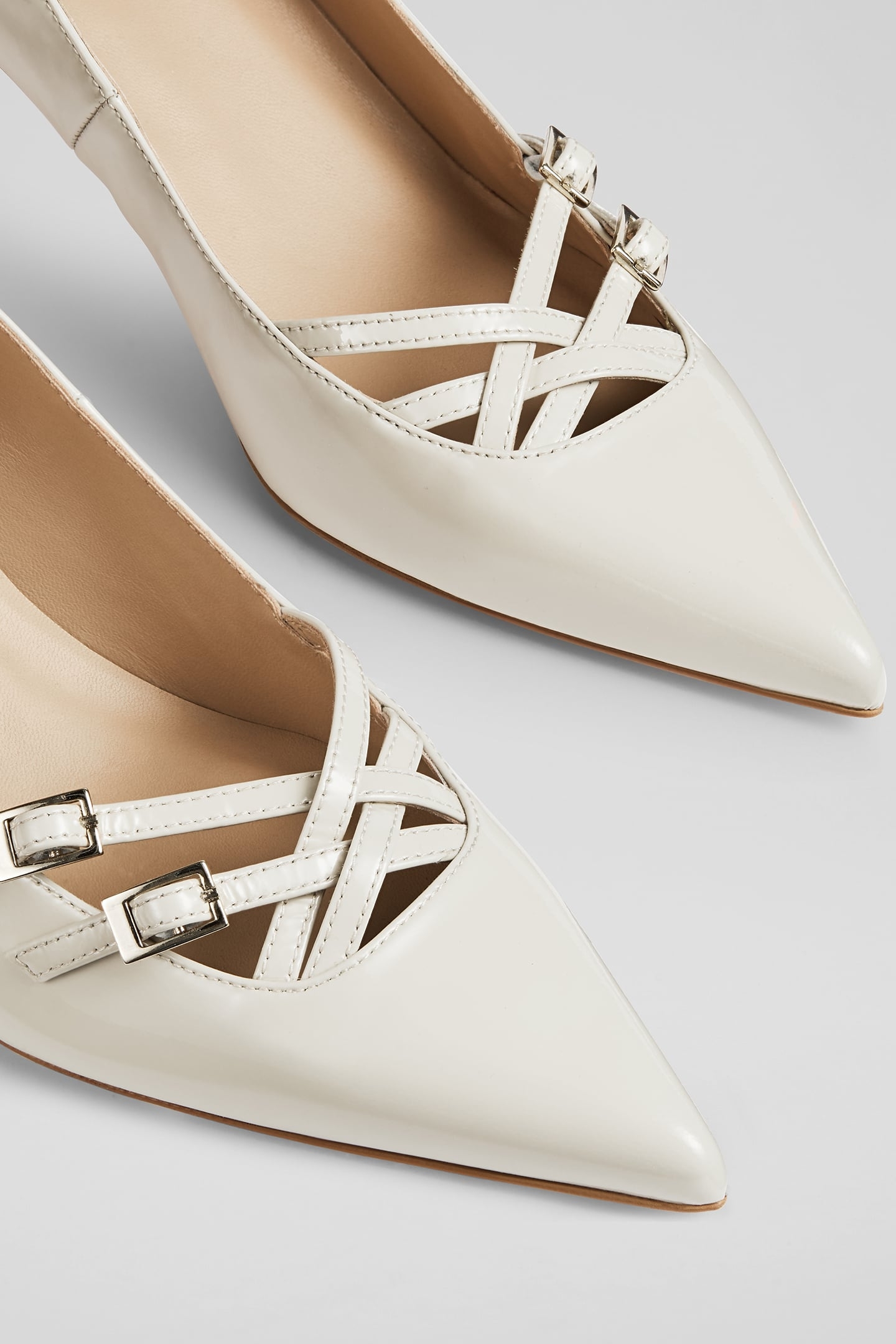 CC LAILA MULTI BUCKLE CREAM 4