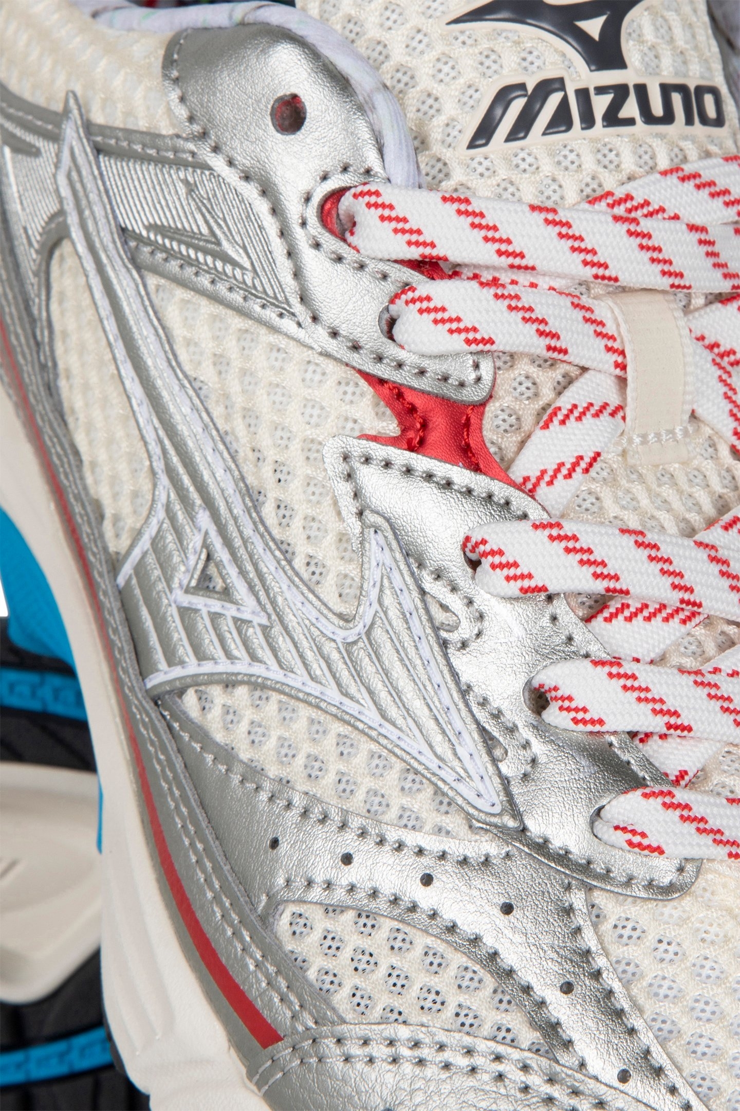 SHOE MXR UNISEX PRISTINE/HIGH RISK RED/BLUE PACE 4