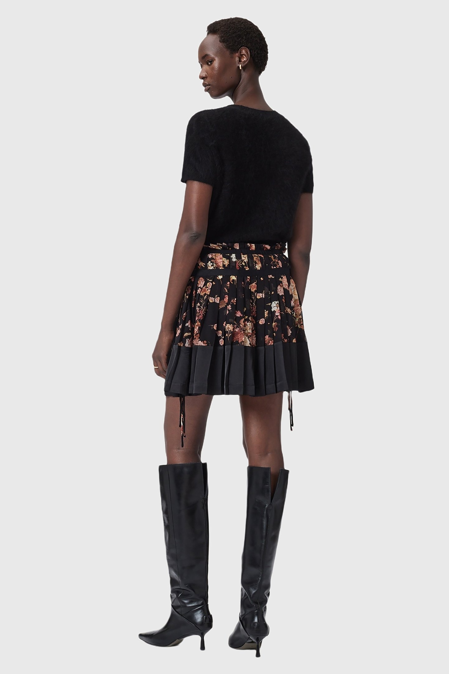 SAFFRON SKIRT ARMADA BLACK 5