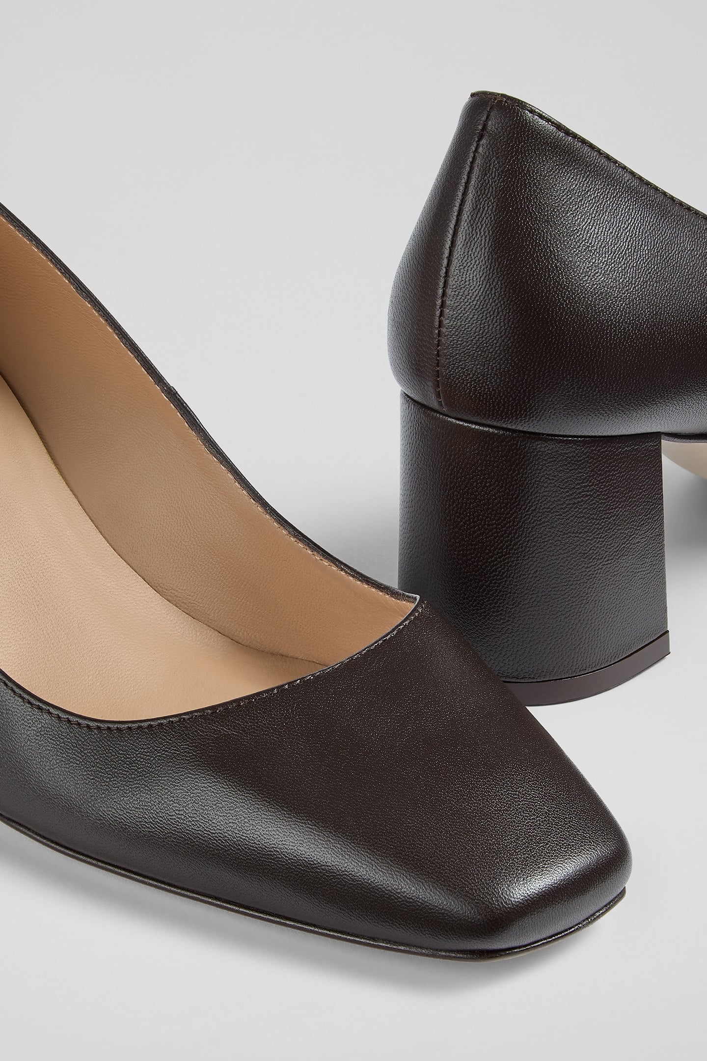 CC SALLY SQUARE TOE COURT CHOCOLATE 4