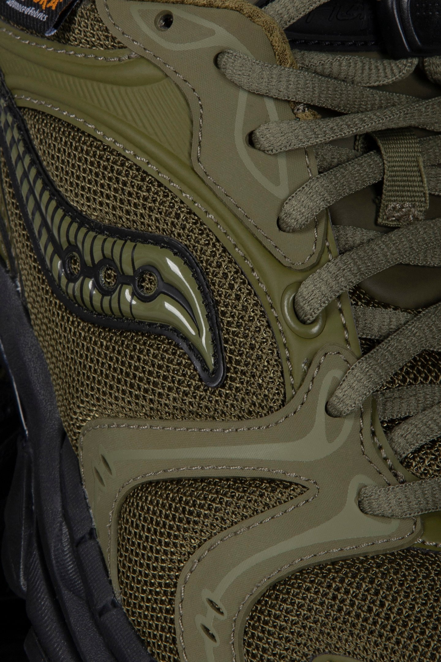 SAUCONY – PROGRID TRIUMPH 4 GREEN 4