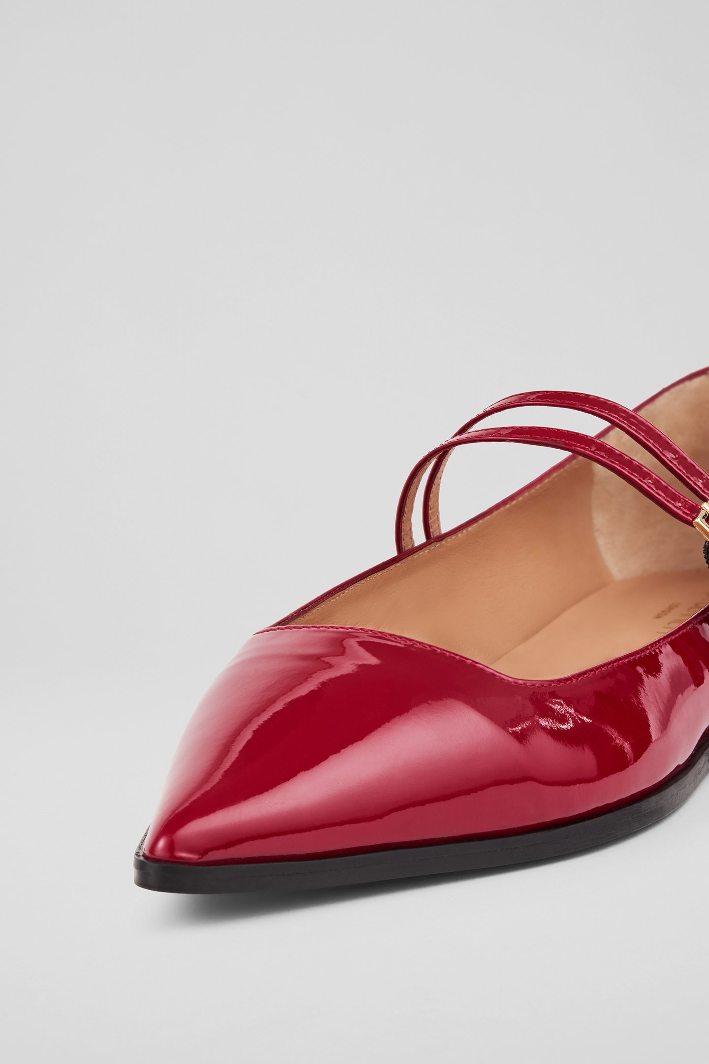 FL LULU MULTI STRAP FLAT RED 4