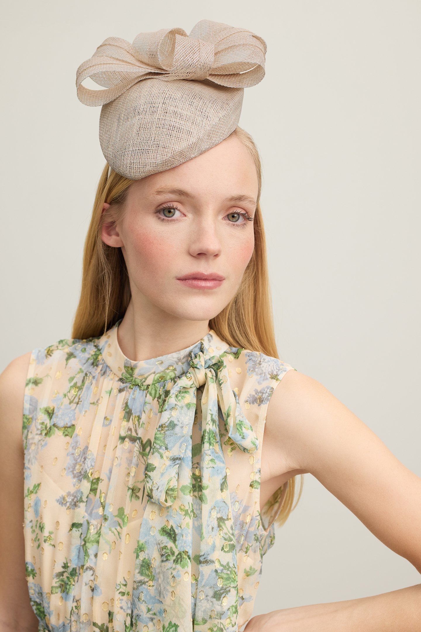 HT ELOWEN TEAR DROP FACIN METALLIC CREAM 2