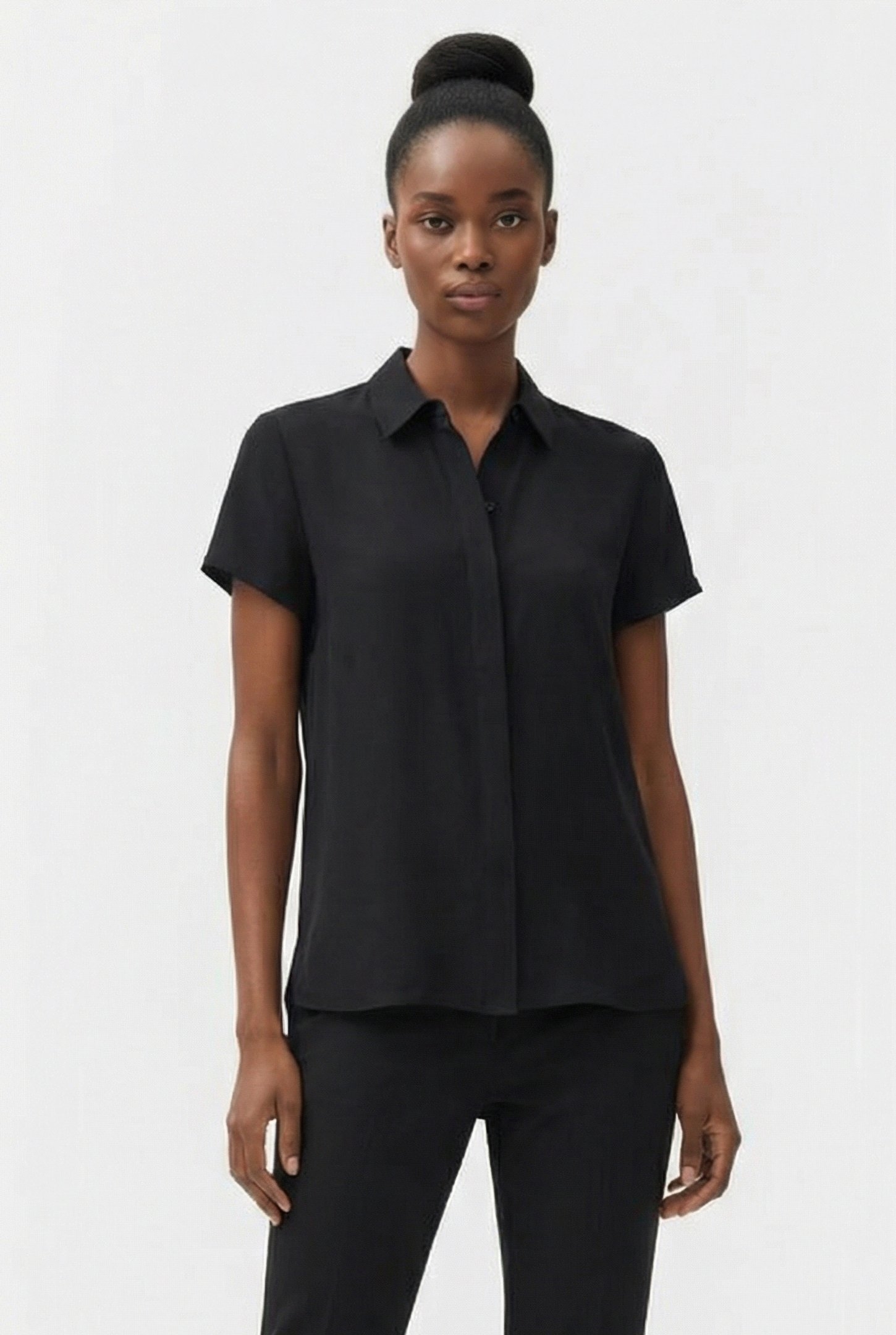 CLASSIC CREPE LIGHT SS SHIRT BLACK 1