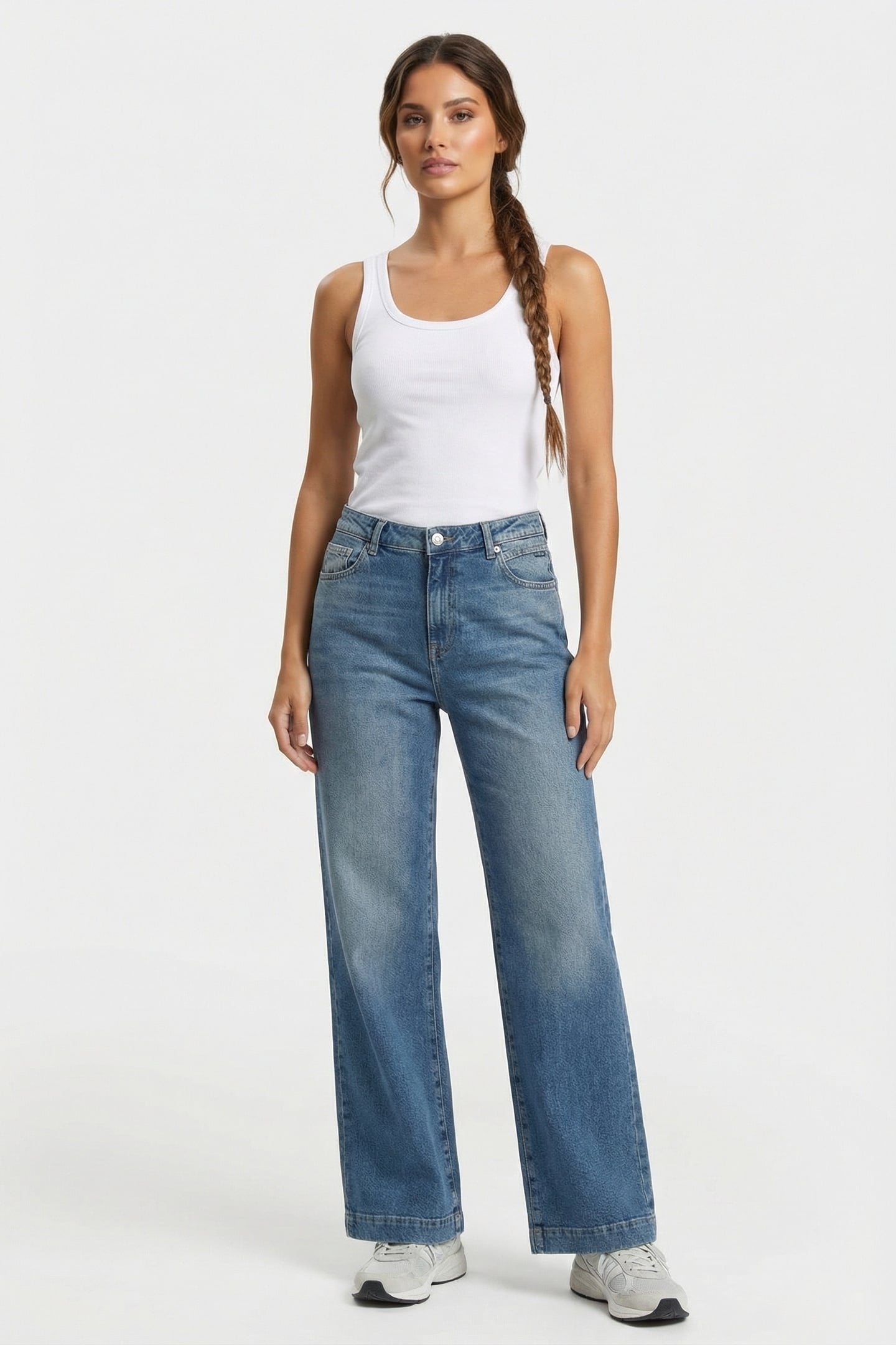 FLAIRED DENIM TWILL COMFORT LIGHT DENIM 1