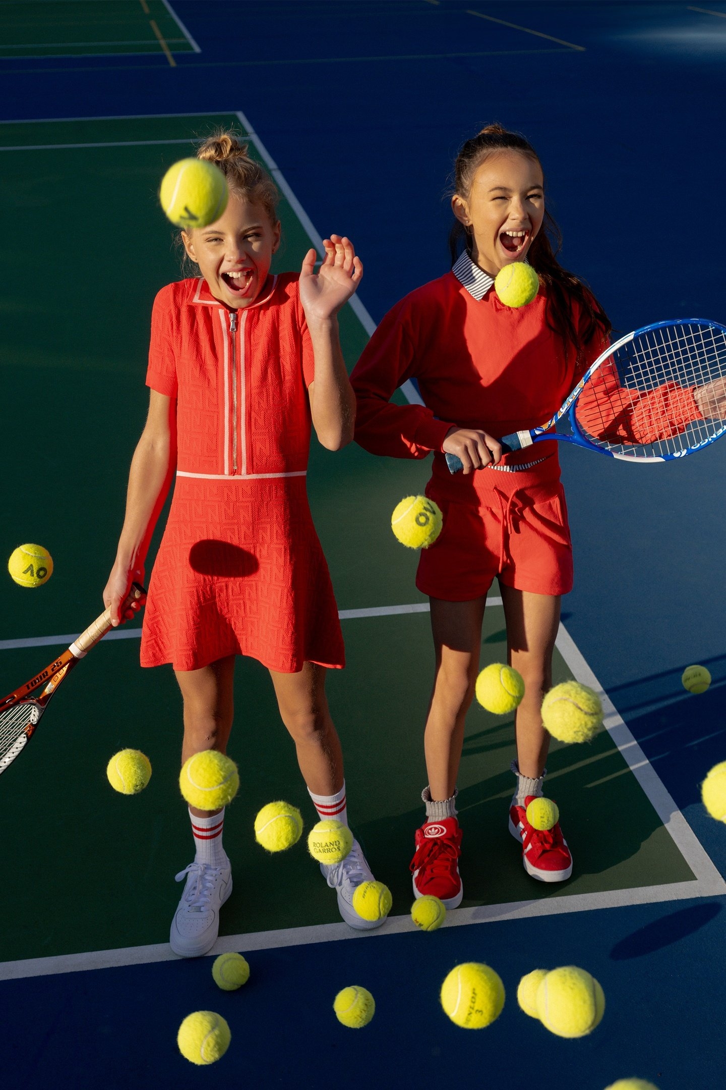 YVI SWEATSHORTS SCARLET 6