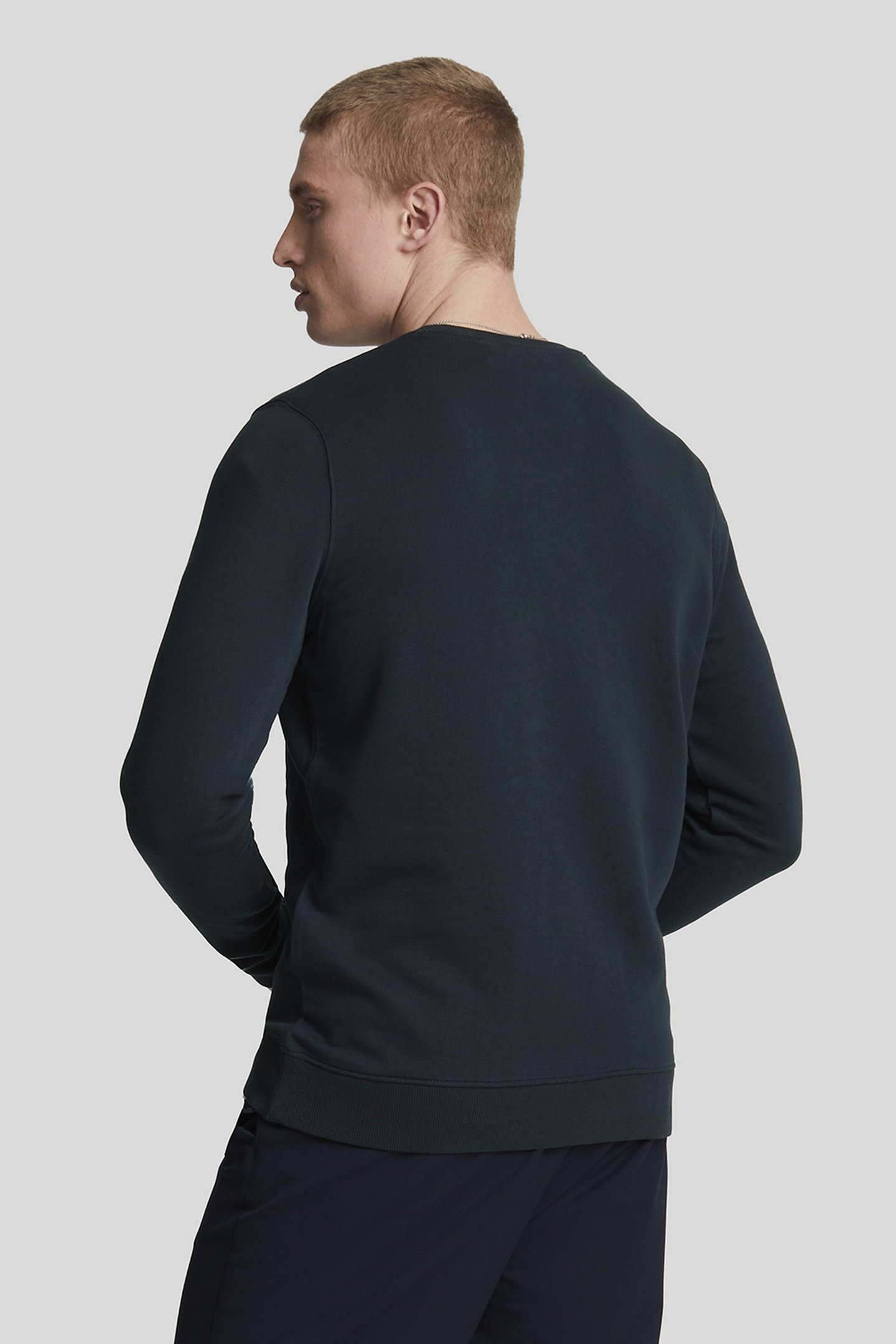 TONAL EAGLE CREW NECK SWEATSHIRT DARK NAVY 4
