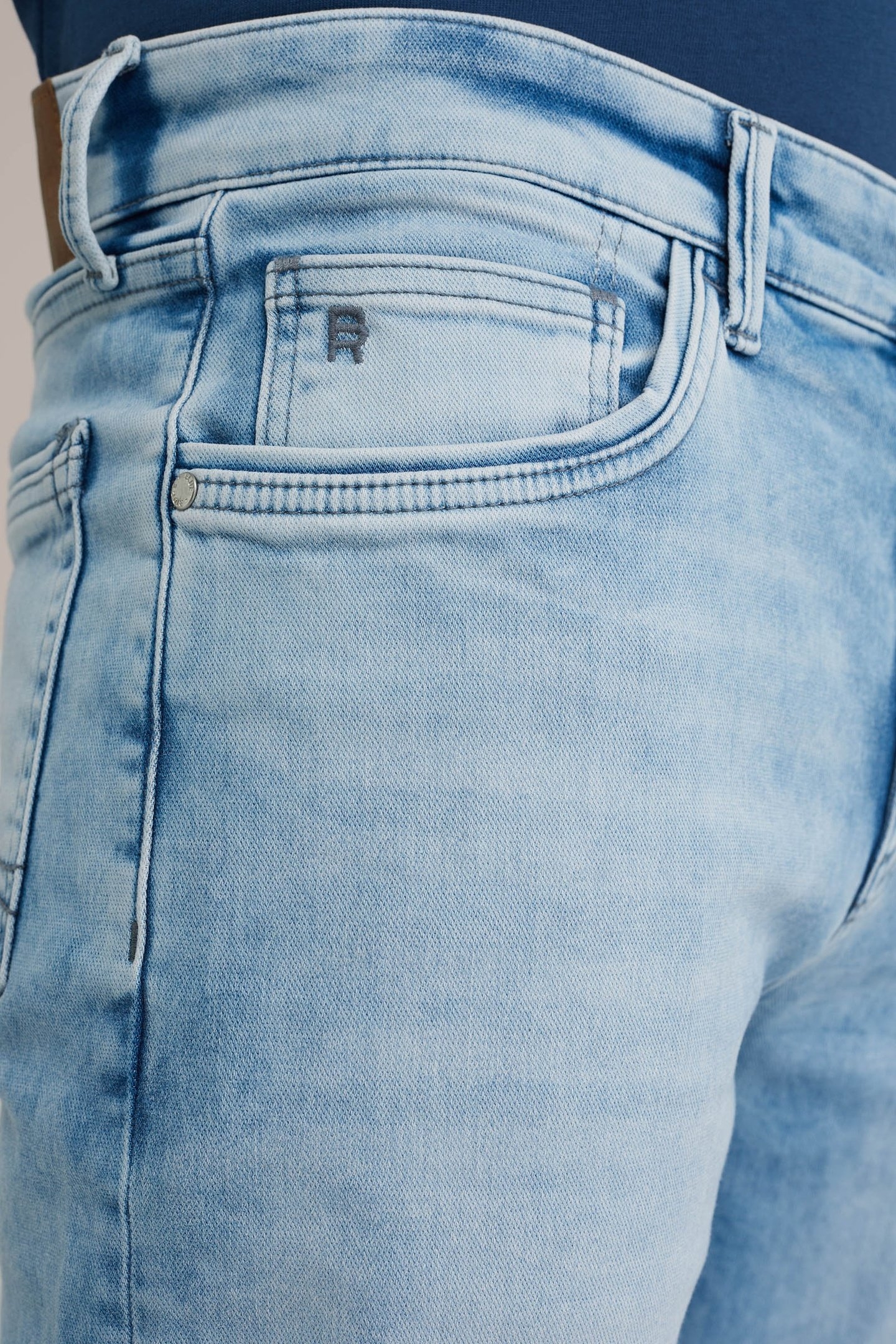 5-POCKET MID WAIST LIGHT BLUE 6