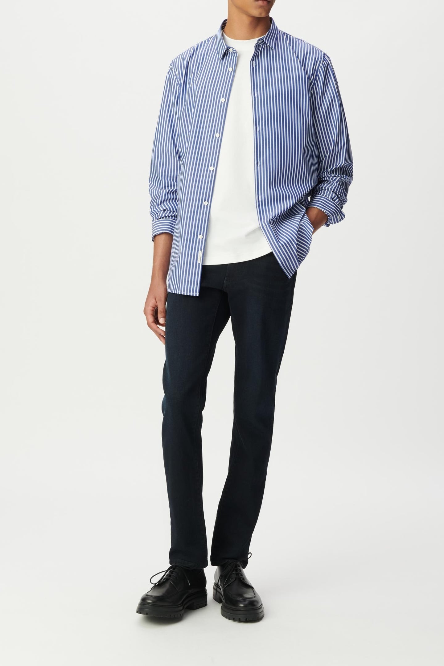 REGULAR NAVY BLUE STRIPED SHIRT 4