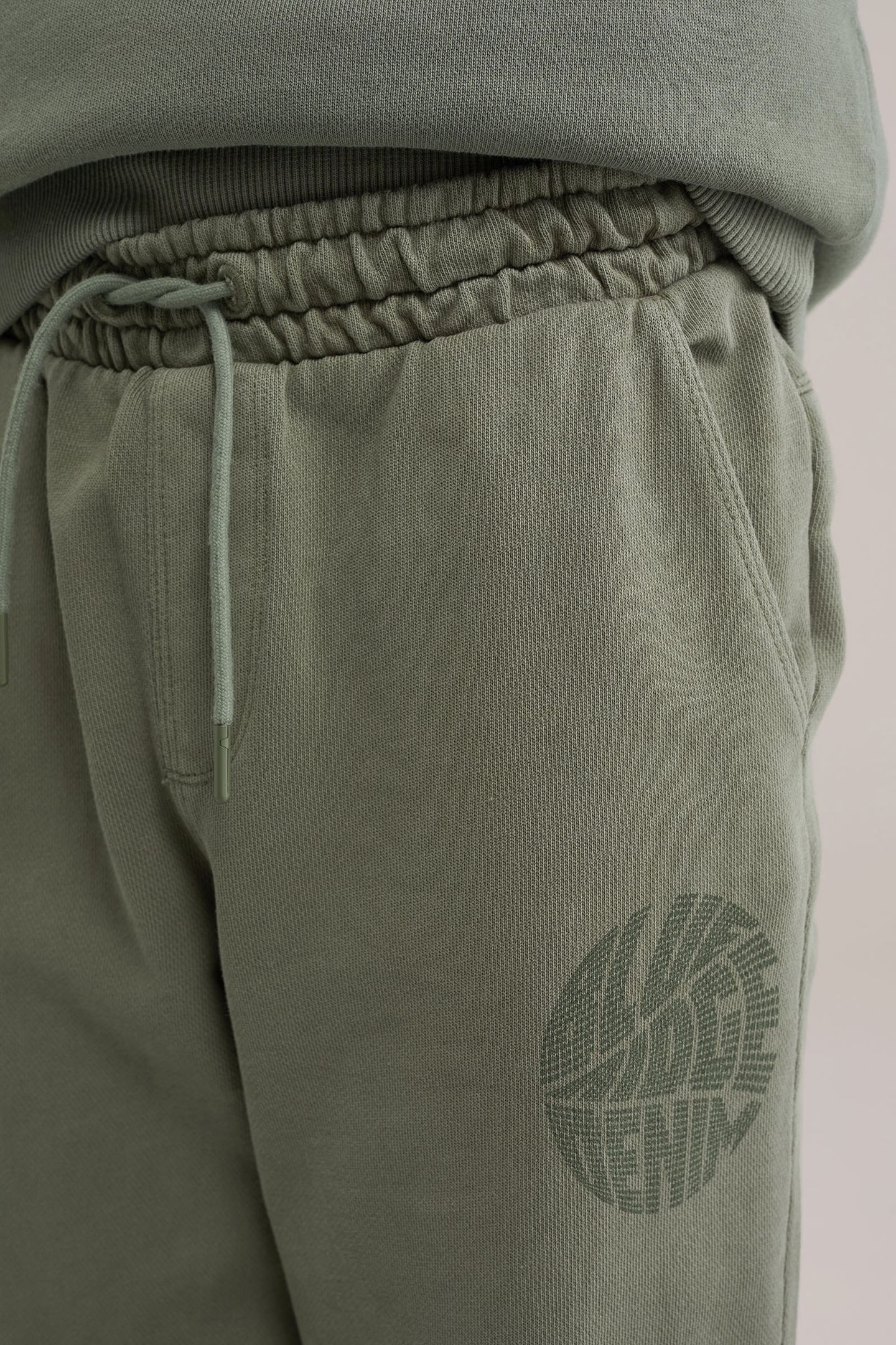 JOGGING PANTS ARMY GREEN 5
