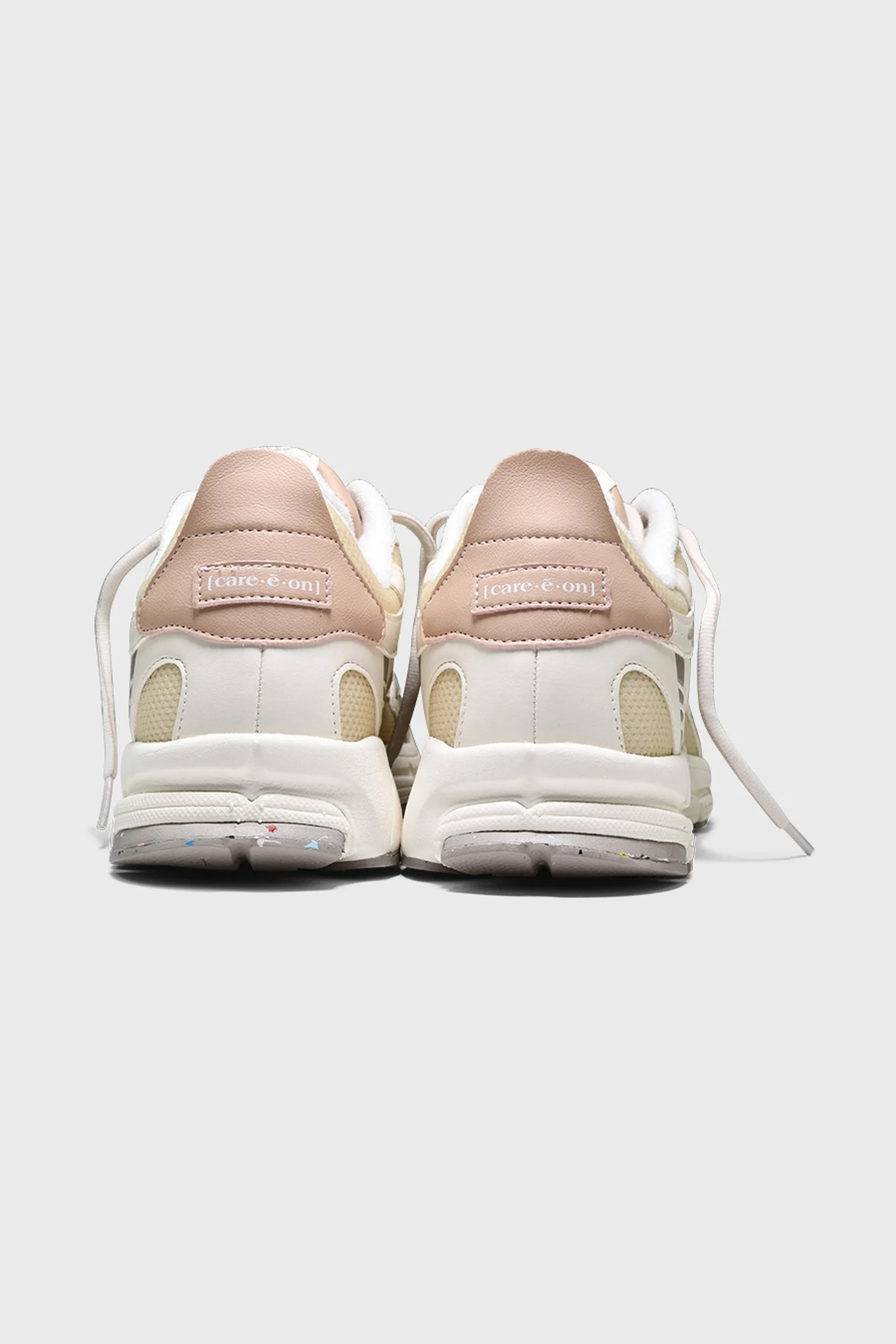 THE RE-RUN CARE-E-ON WHITE/BROWN 4