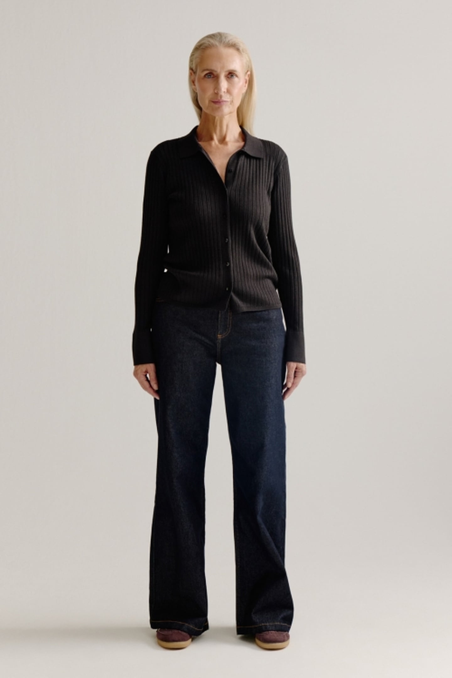 LILA CARDIGAN BLACK 1