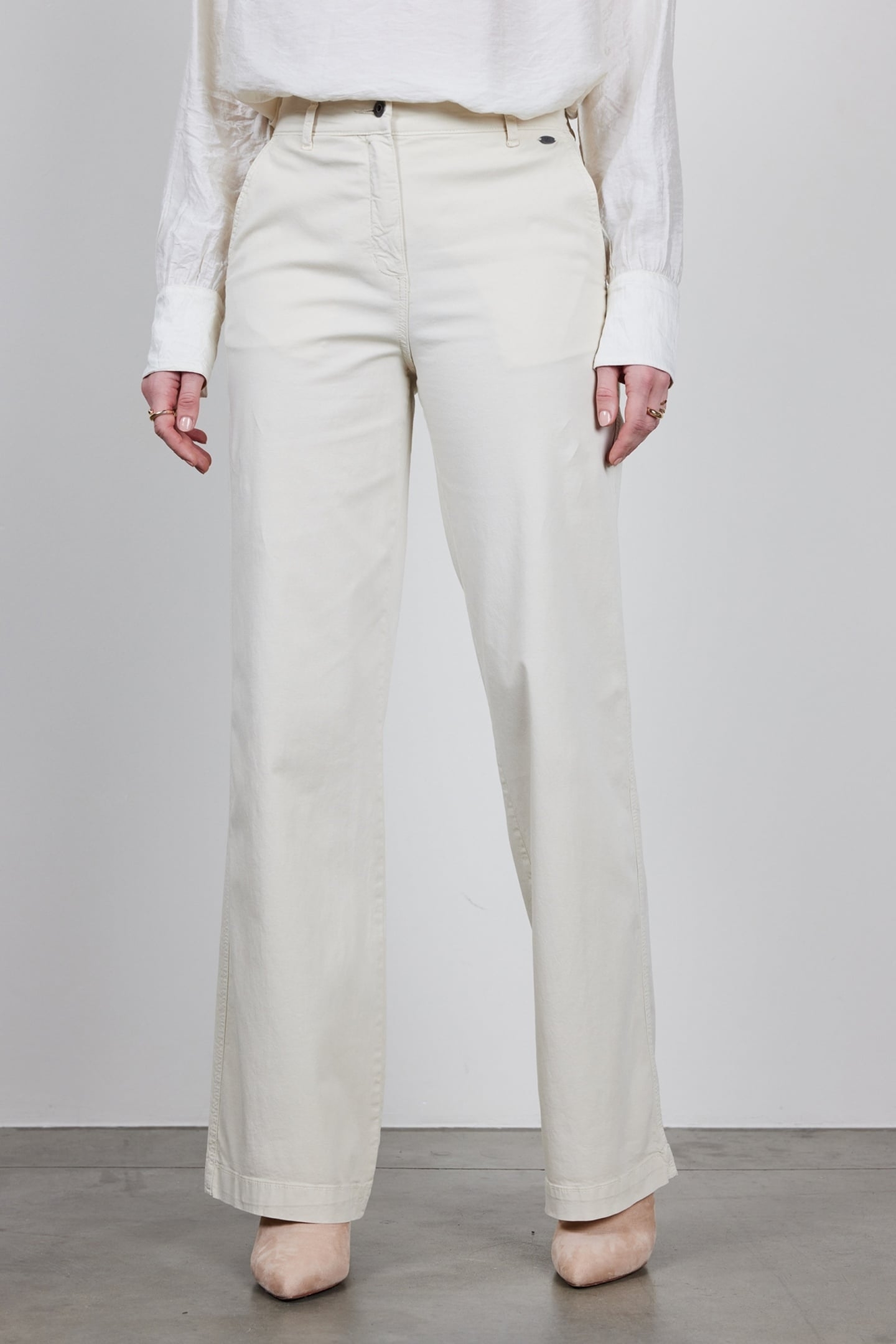 WIDE LEG PANTS ROYCE IN LIGHT SILVER 4