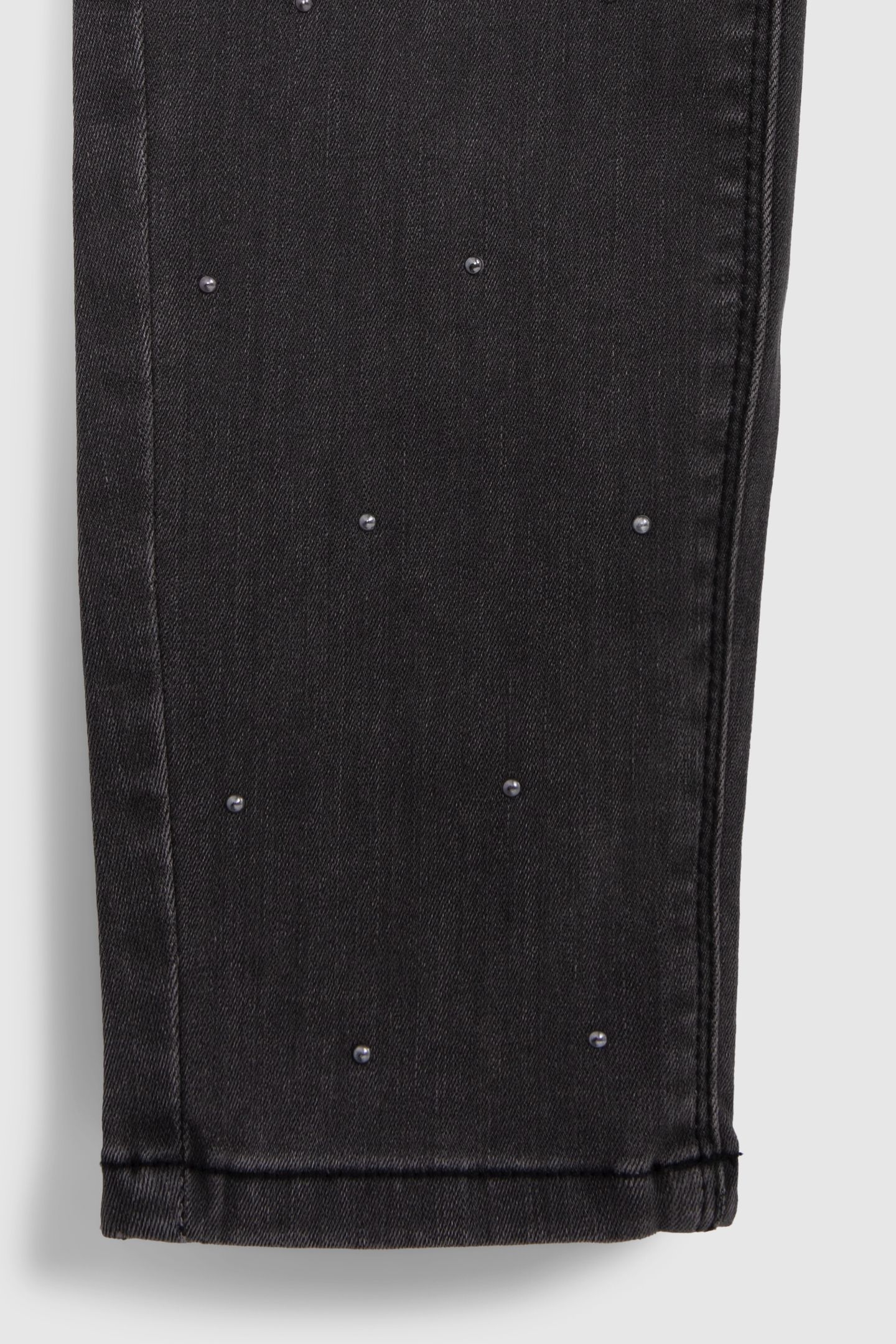 MOM WASHED BLACK JEANS WITH GIRL STUDS 4