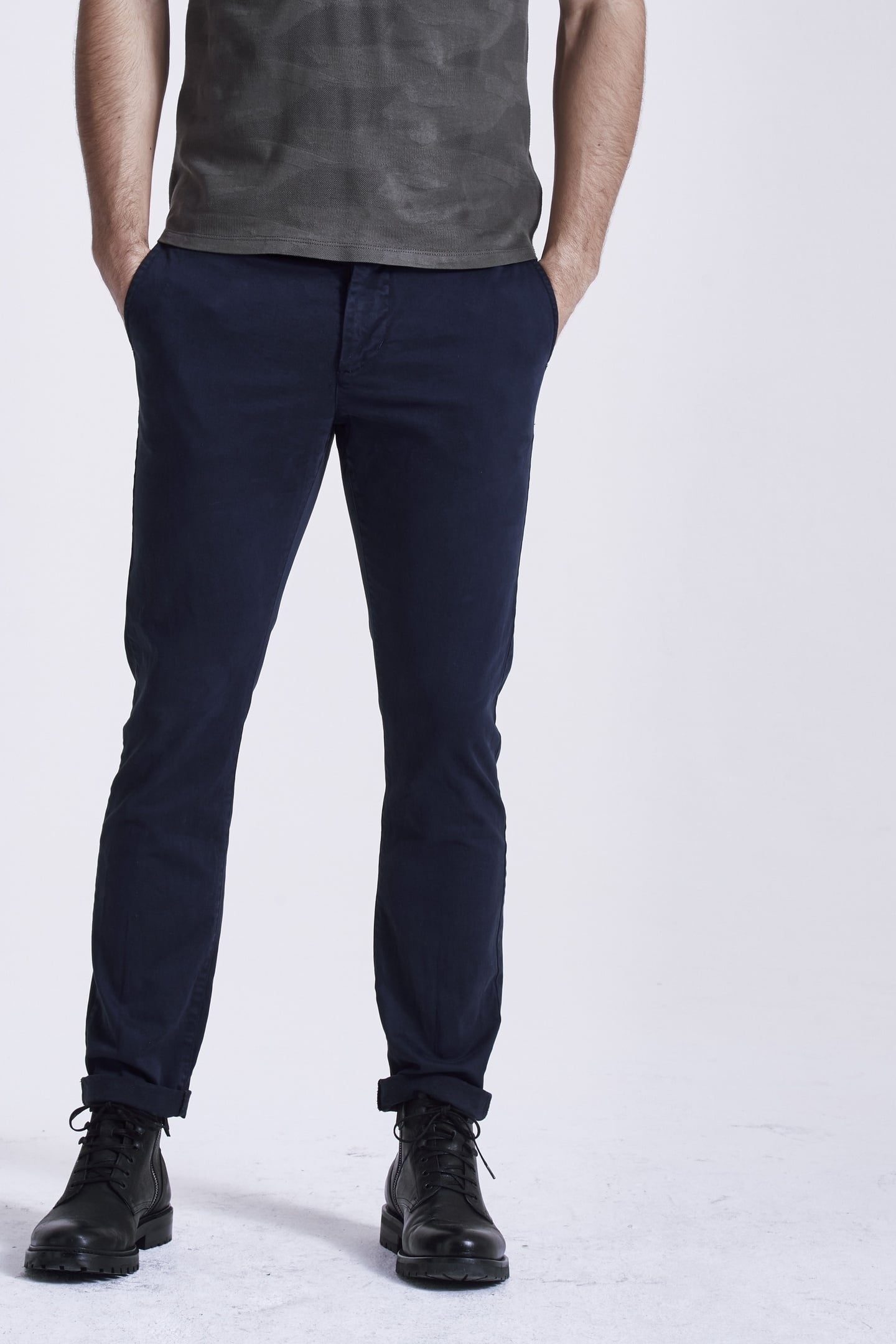 NAVY CHINOS 1