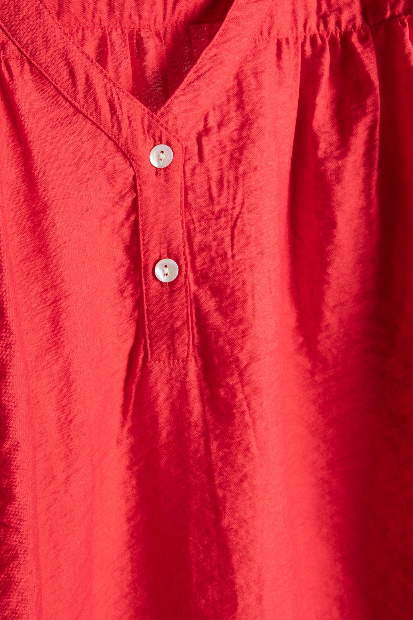 BLOUSE PEARL IN ROSE RED 4