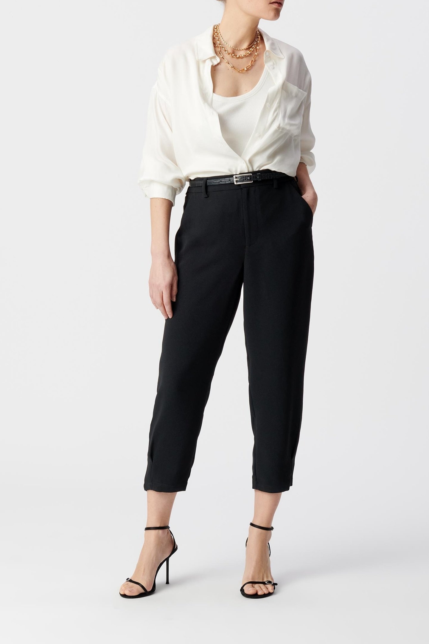 BLACK STRAIGHT-LEG PANTS 1