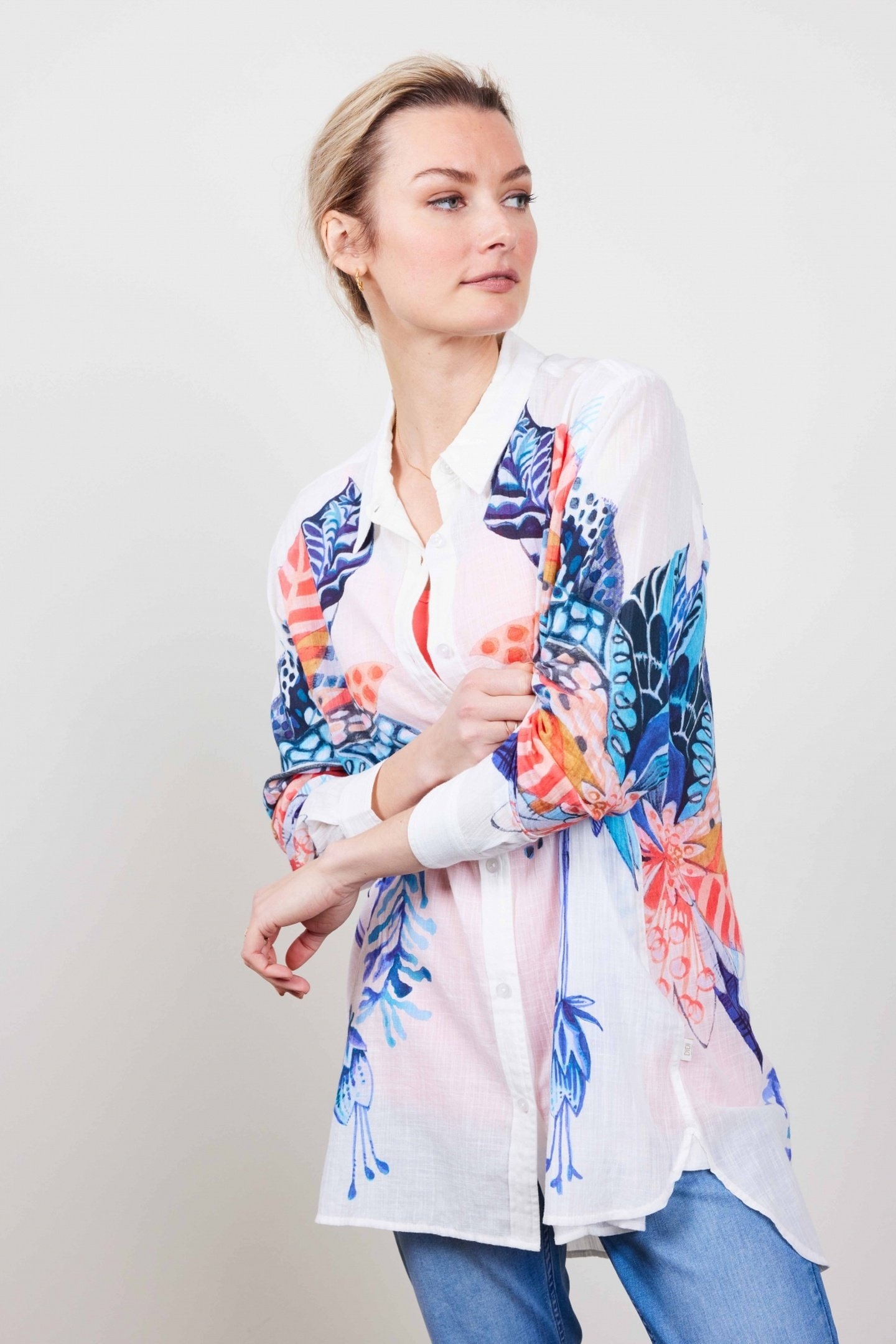 BIG BLOUSE PANEL IN WHITE WITH AZUR FUSION PANEL 4