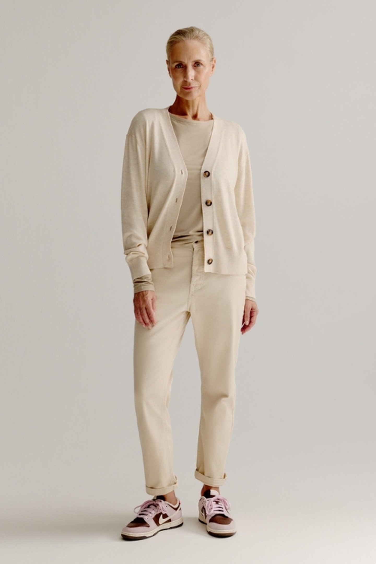 AUGUST CARDIGAN SAND 2