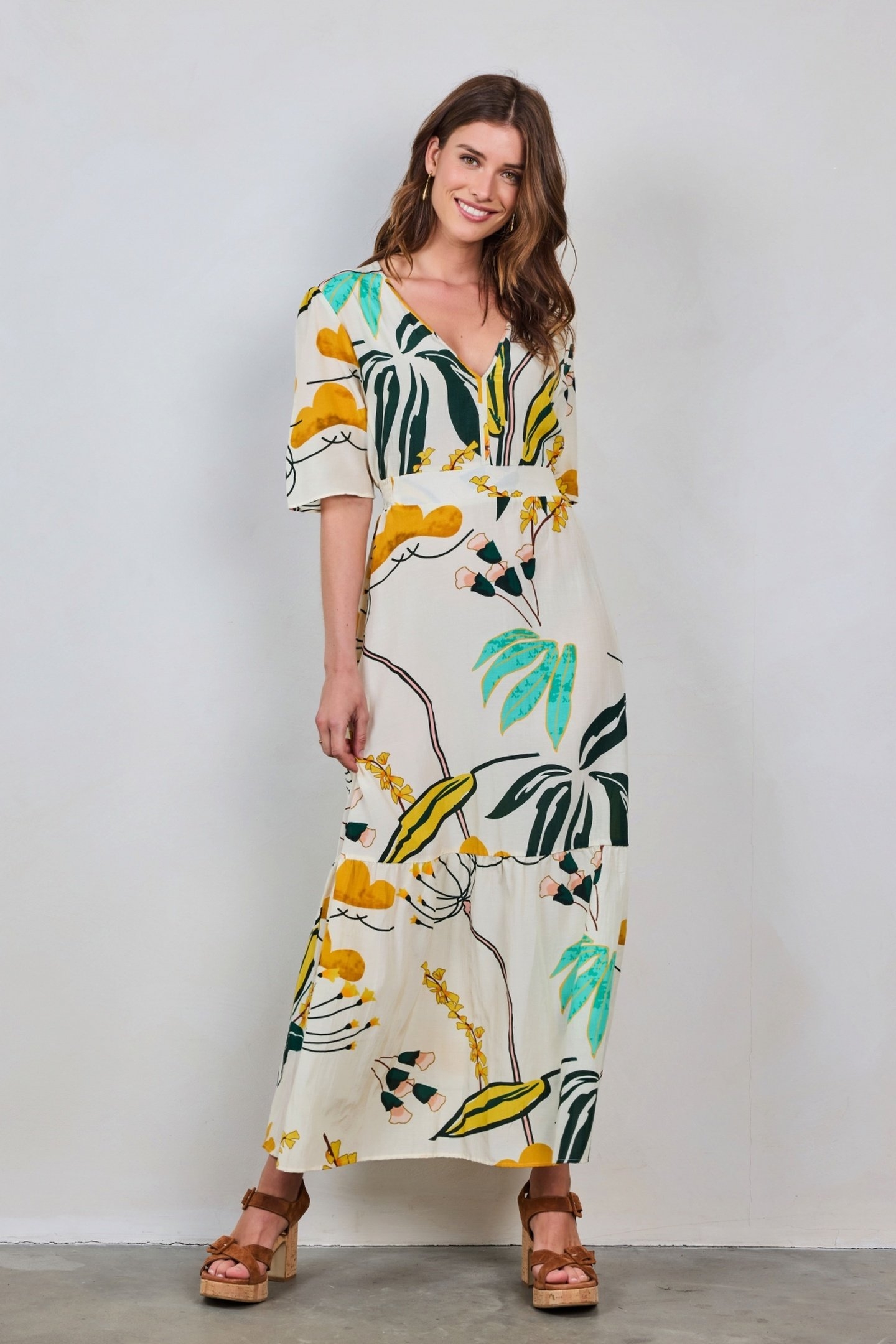 DRESS BONITA IN OFFWHITE WITH SUNSHINE PRINT 2