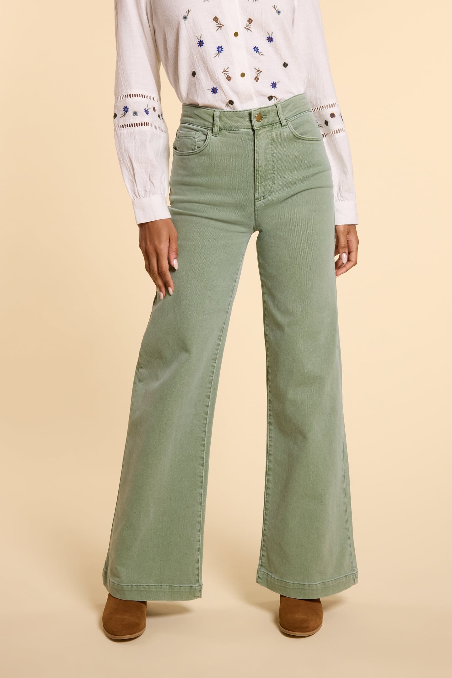 ALMONDO FLARED JEANS ALMONDO 2