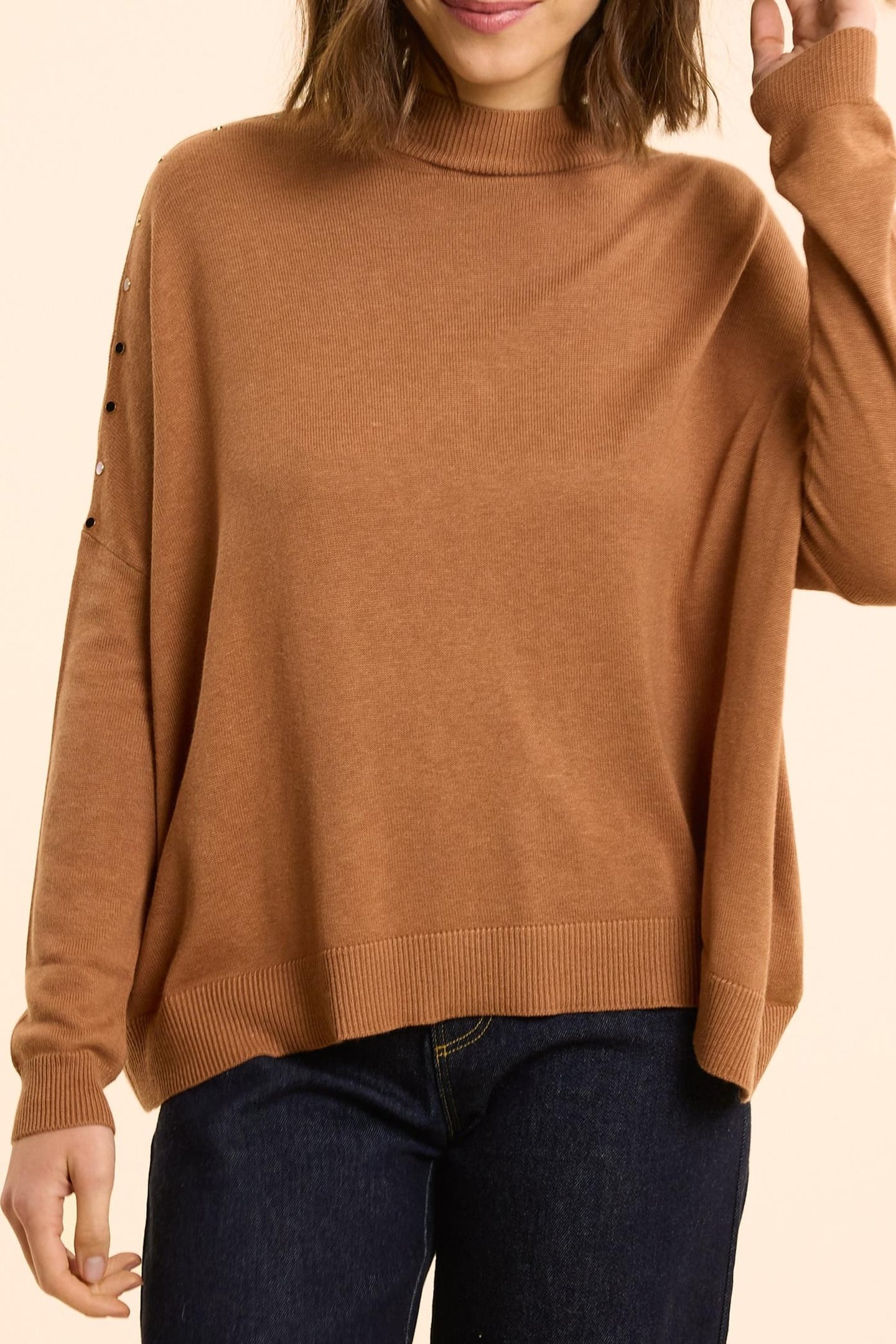 CAMEL CAPE SWEATER KNIT DECORATIVE BUTTONS CAMEL 1