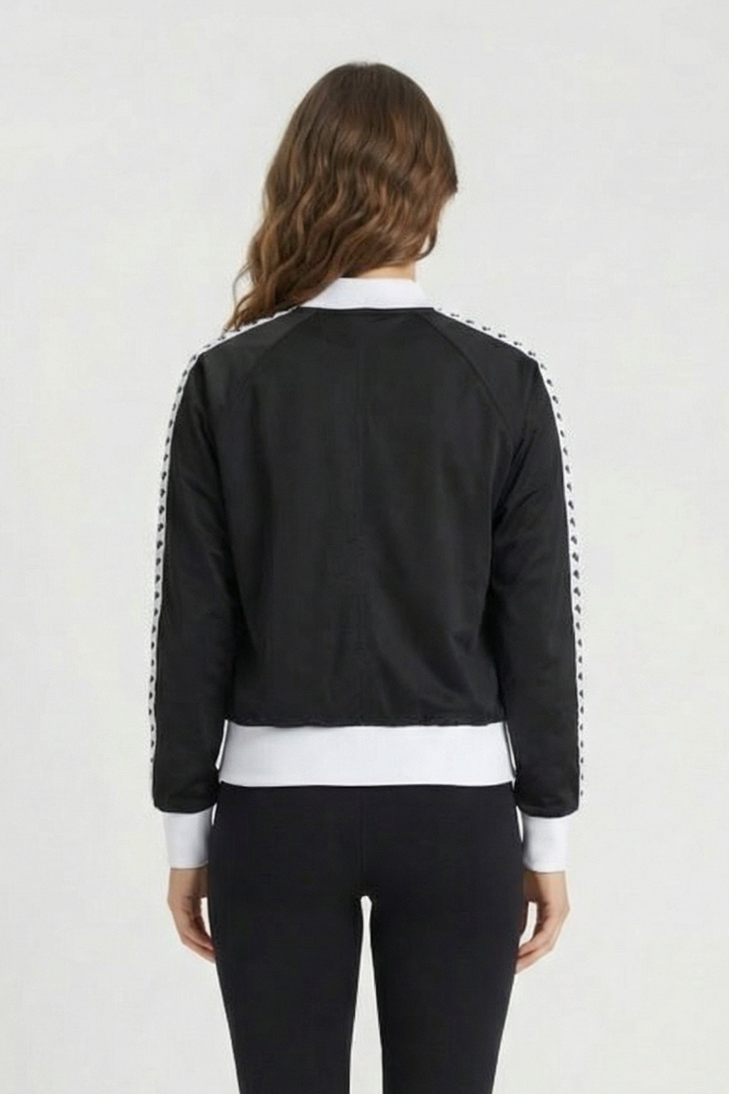 W RELAX IV TEAM JACKET BLACK-WHITE-BLACK 2