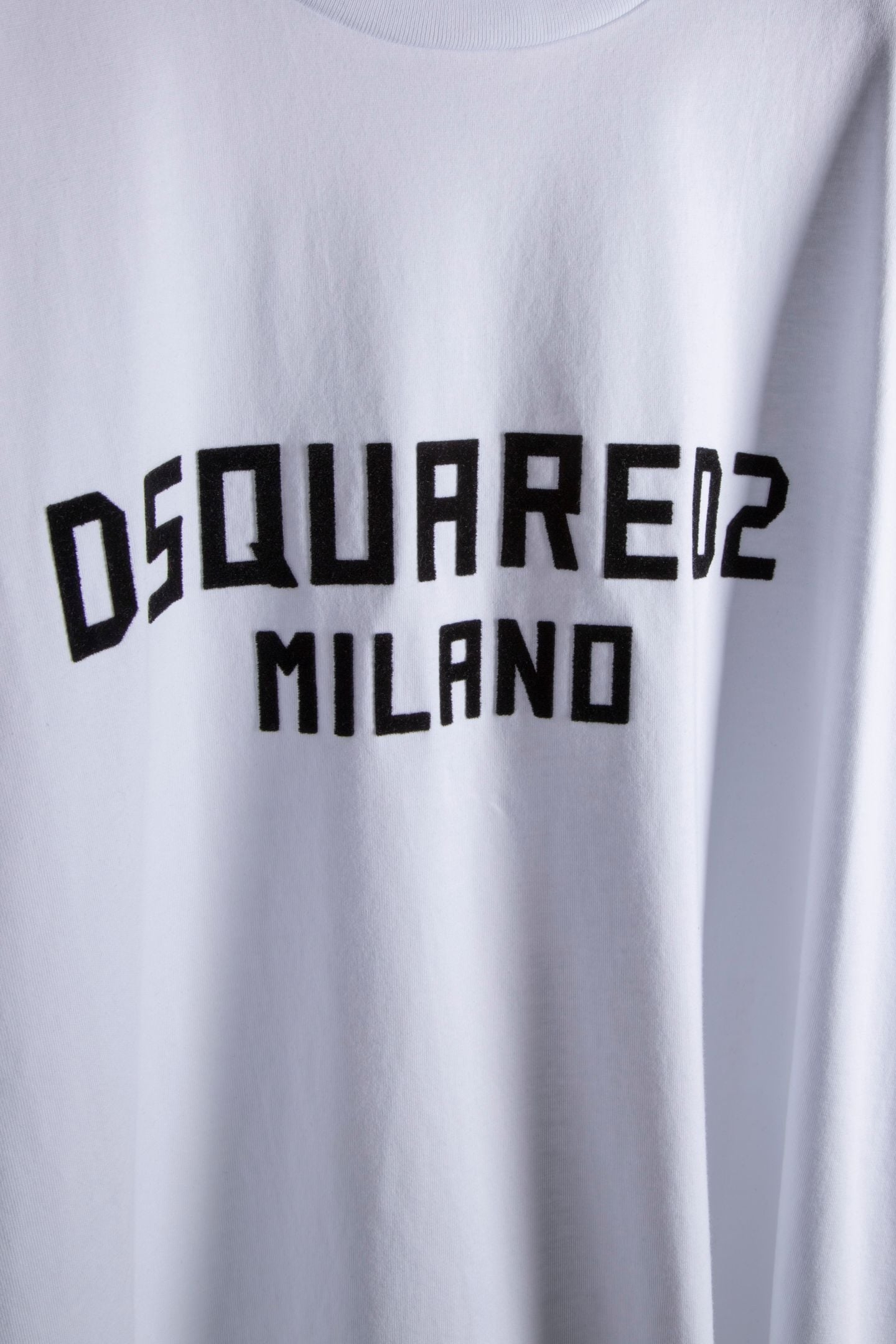 T-SHIRT BLACK 4