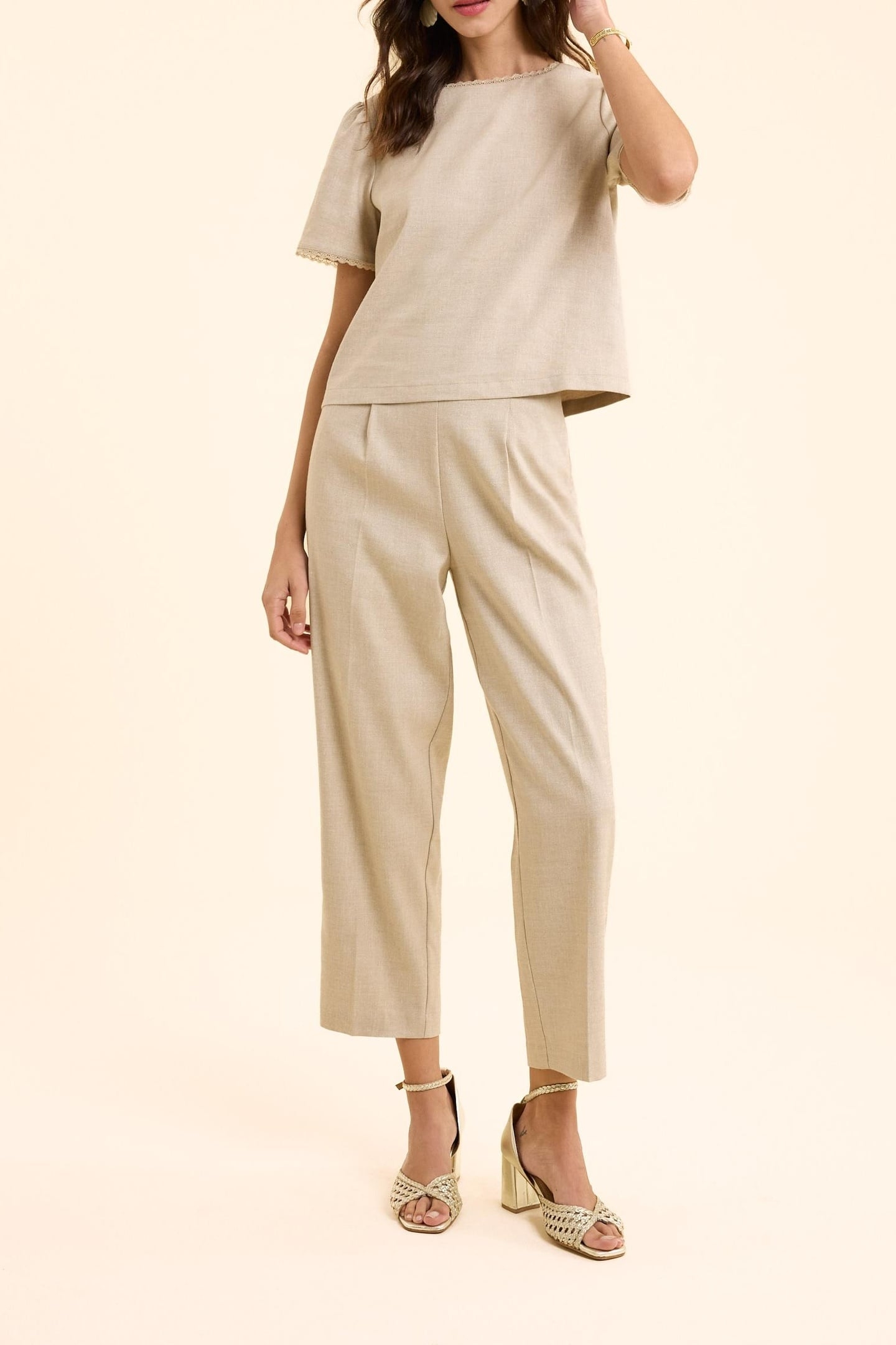 BEIGE BUTTONED CROPPED TOP ECRU 3