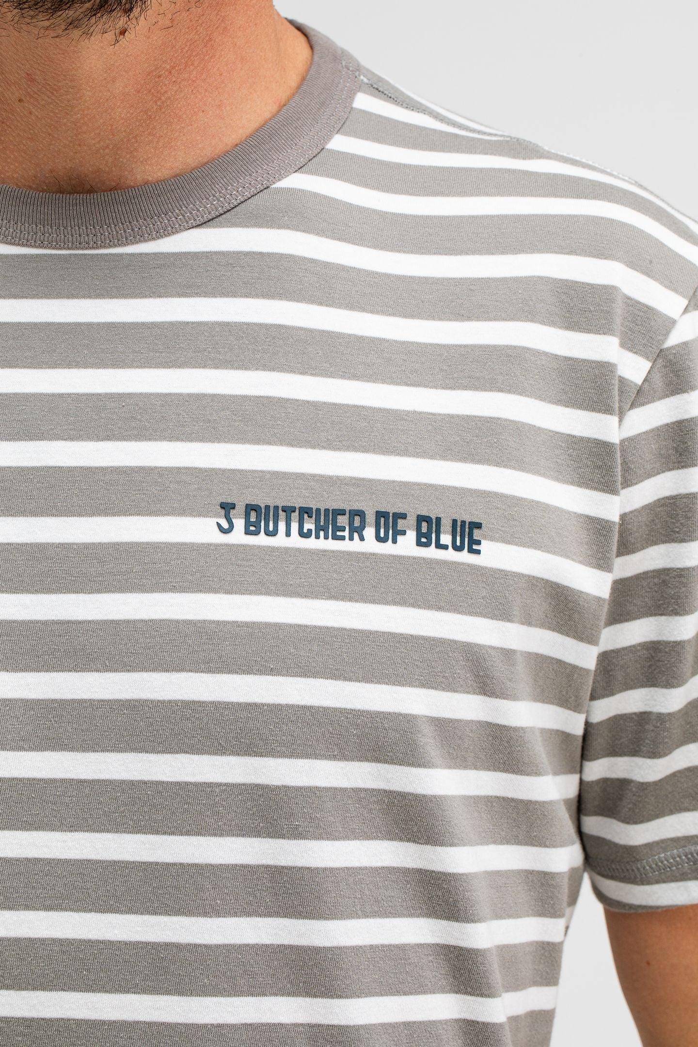 CLASSIC STRIPE BUTCHER TEE LT. SEAL GREY 5
