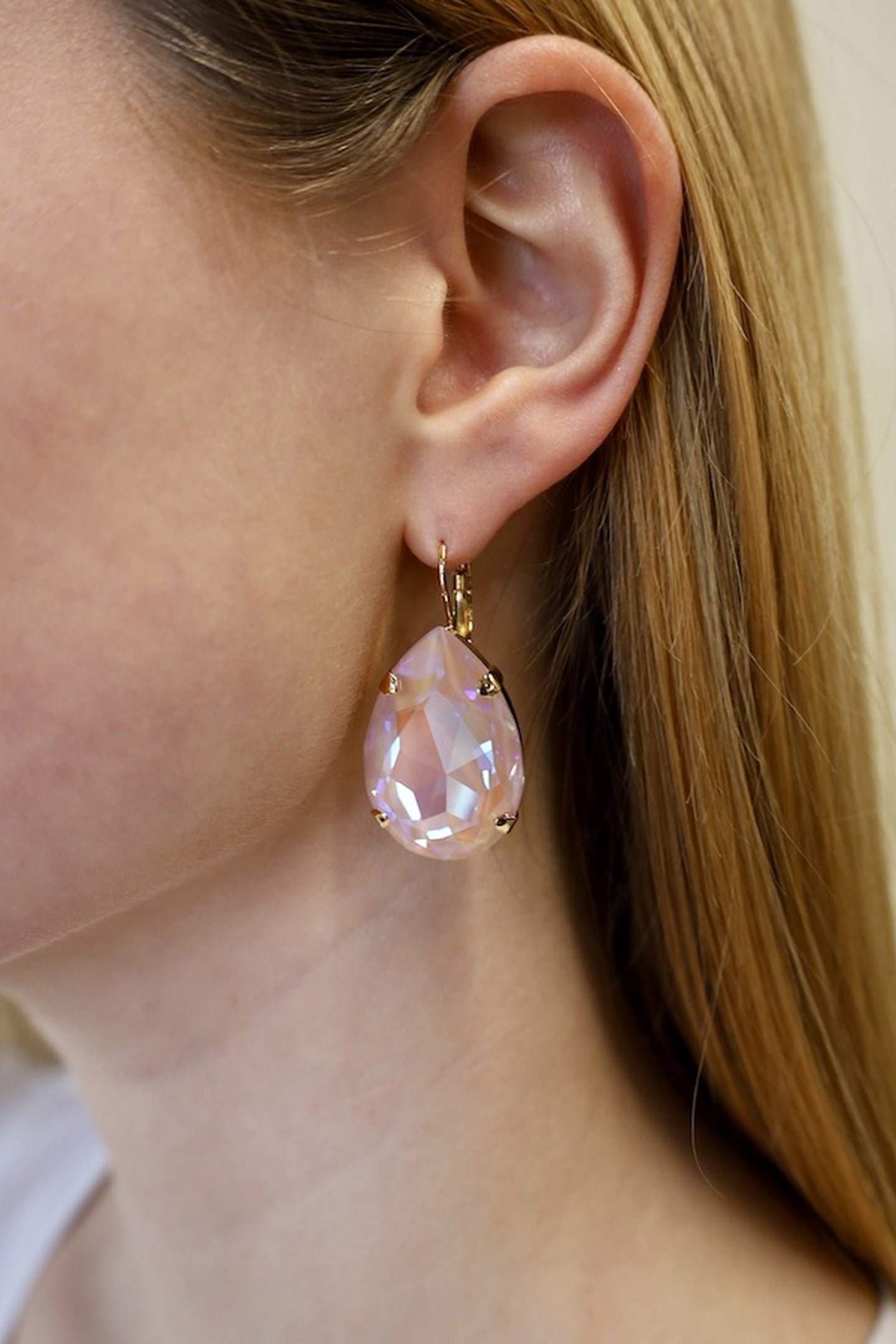 EVA EARHANGERS DUSTY PINK 4