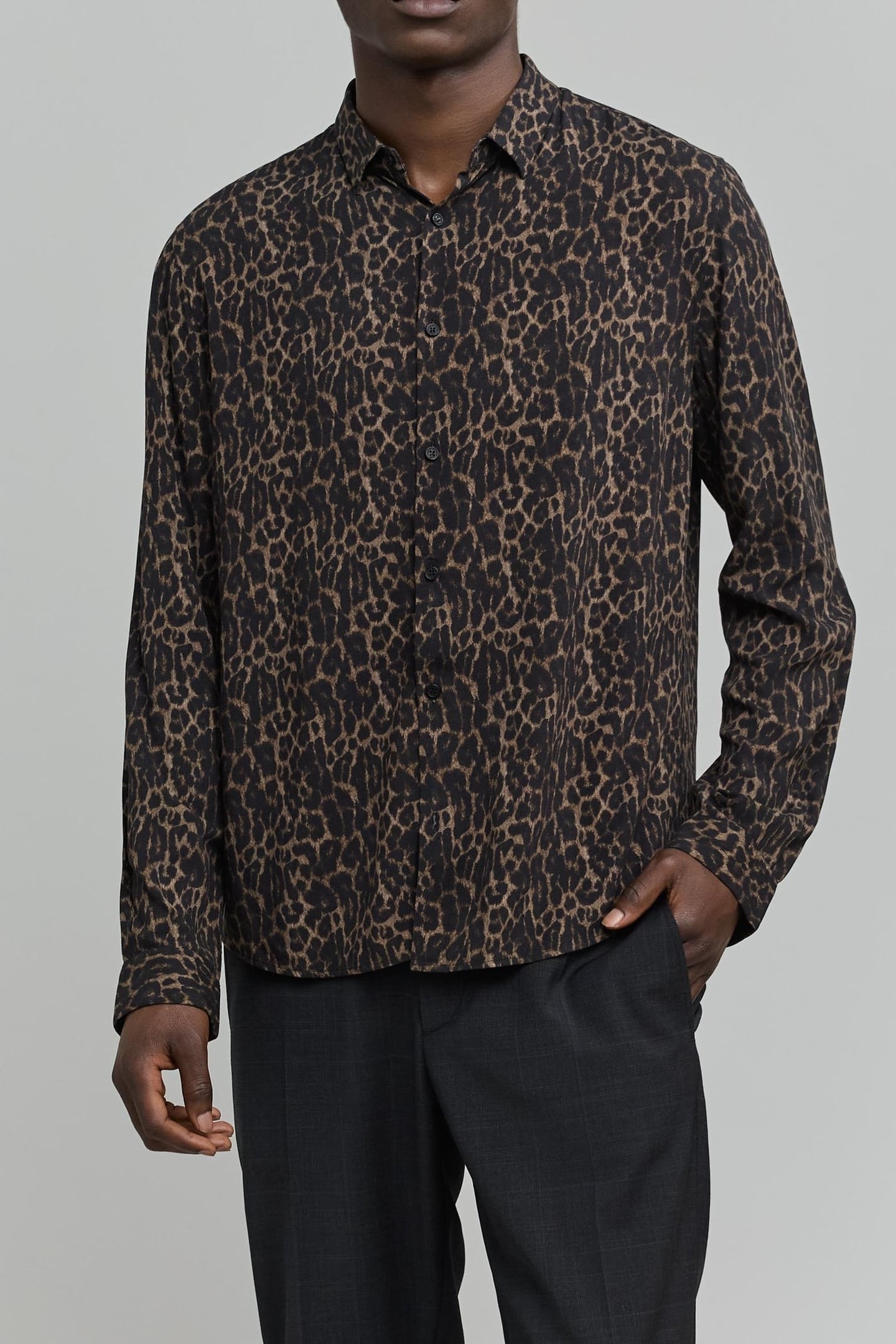 SLIM GREY LEOPARD PRINT SHIRT 2