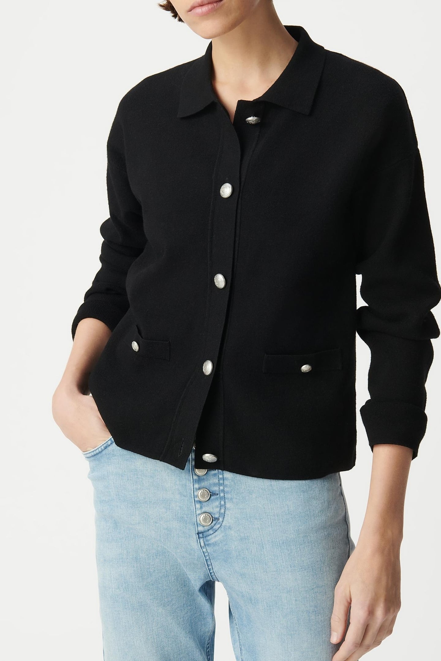 BLACK LOOSE KNIT CARDIGAN ENGRAVED METAL BUTTONS 2