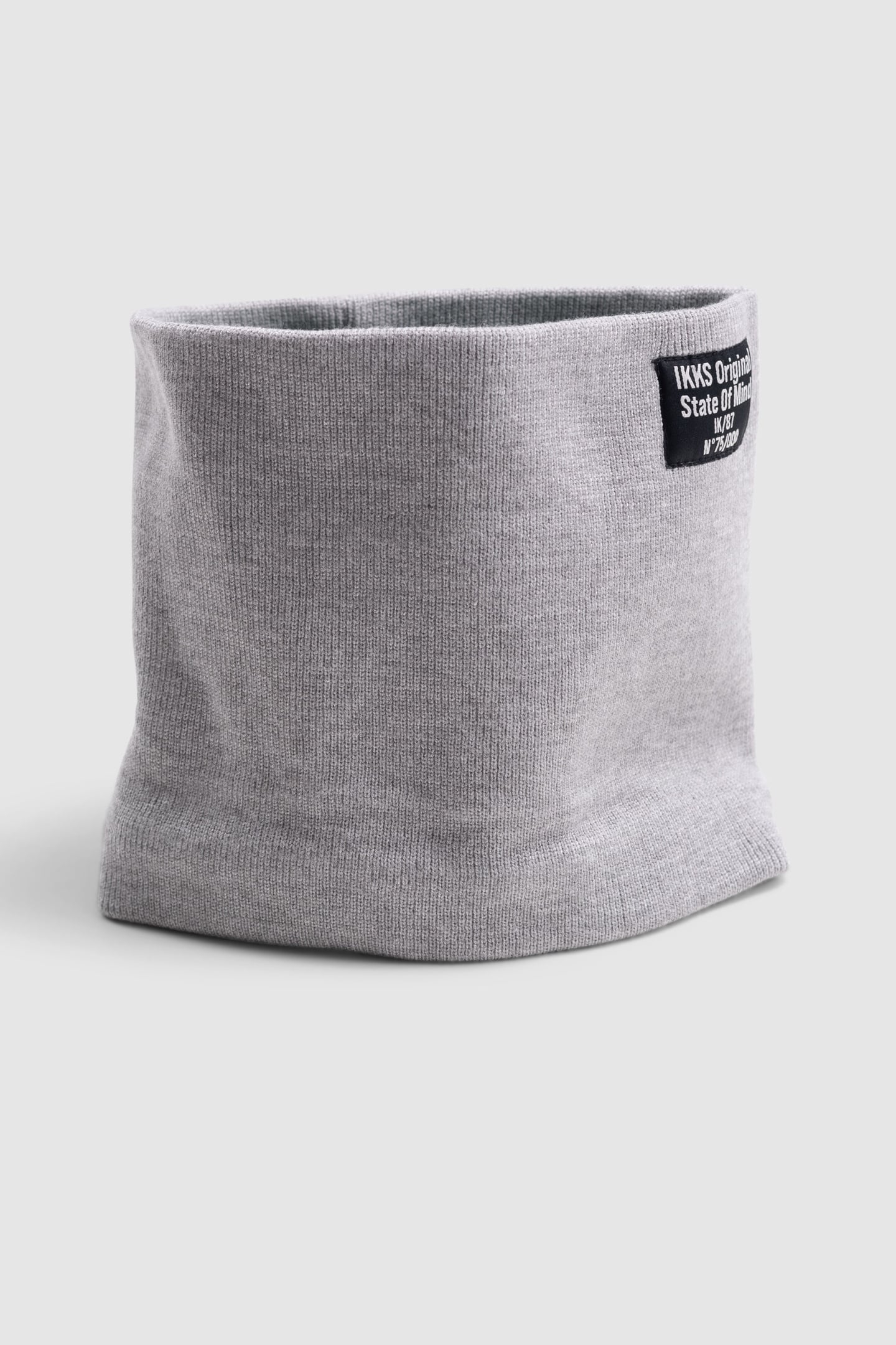 BOY'S GREY RECYCLED KNIT RUBBER LOGO SNOOD 3