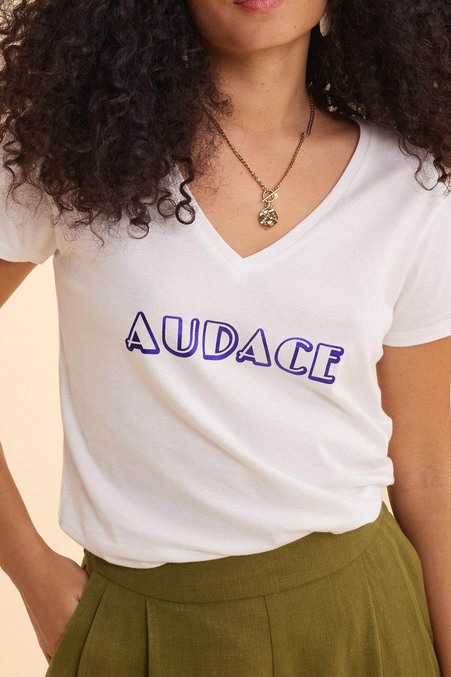 WHITE V-NECK T-SHIRT WITH METALLIC BLUE SLOGAN OFF-WHITE 1