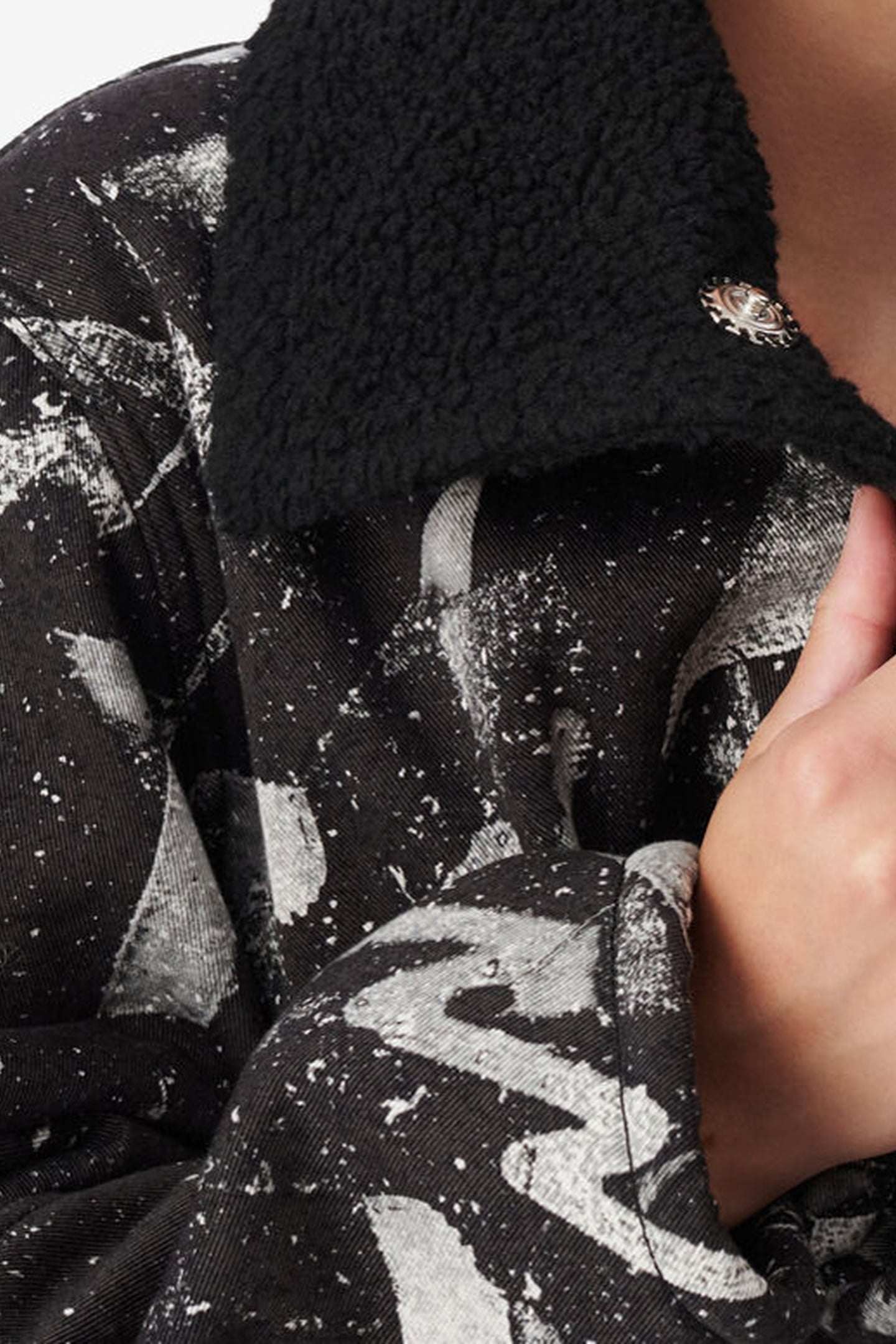 CORENTIN OUTERWEAR BLACK/WHITE 5